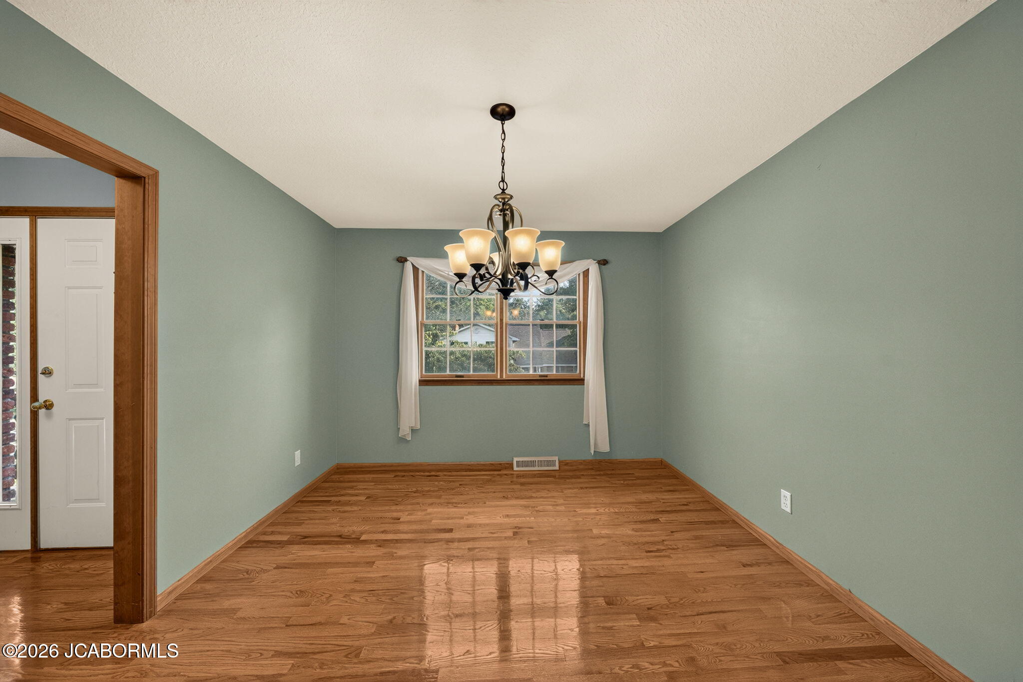 1711 DELTA PLACE