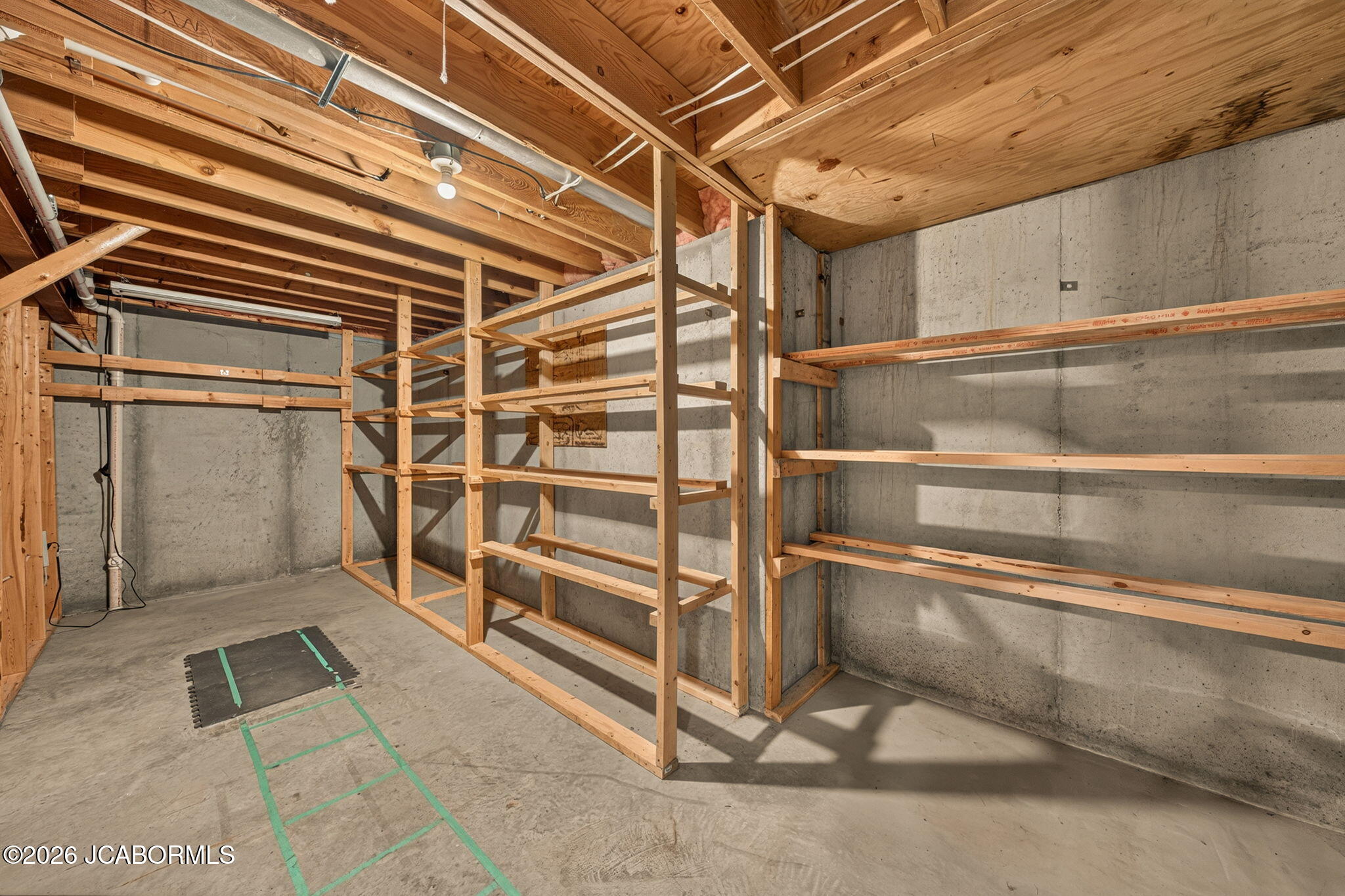 1711 DELTA PLACE