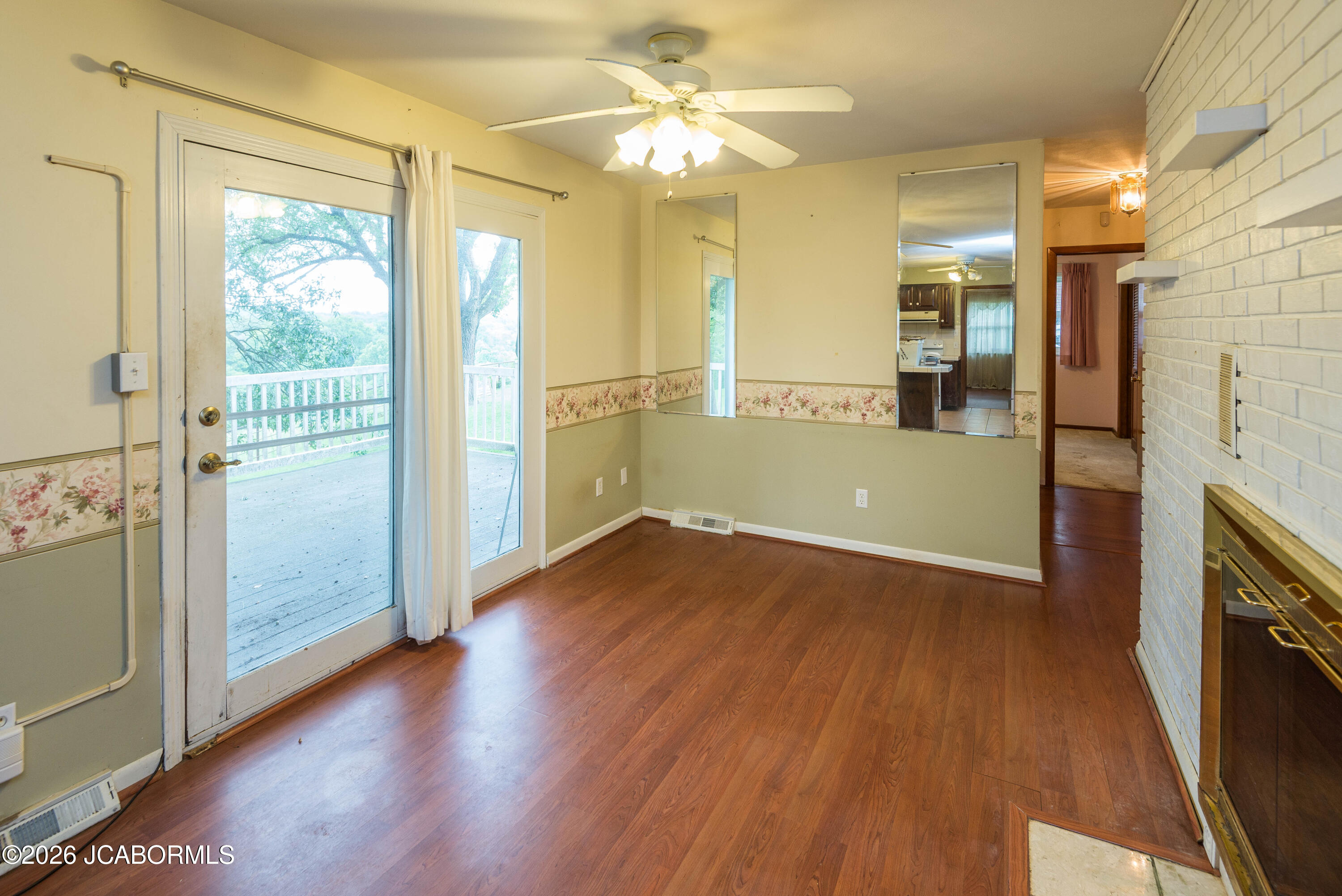 1113 BOONVILLE ROAD
