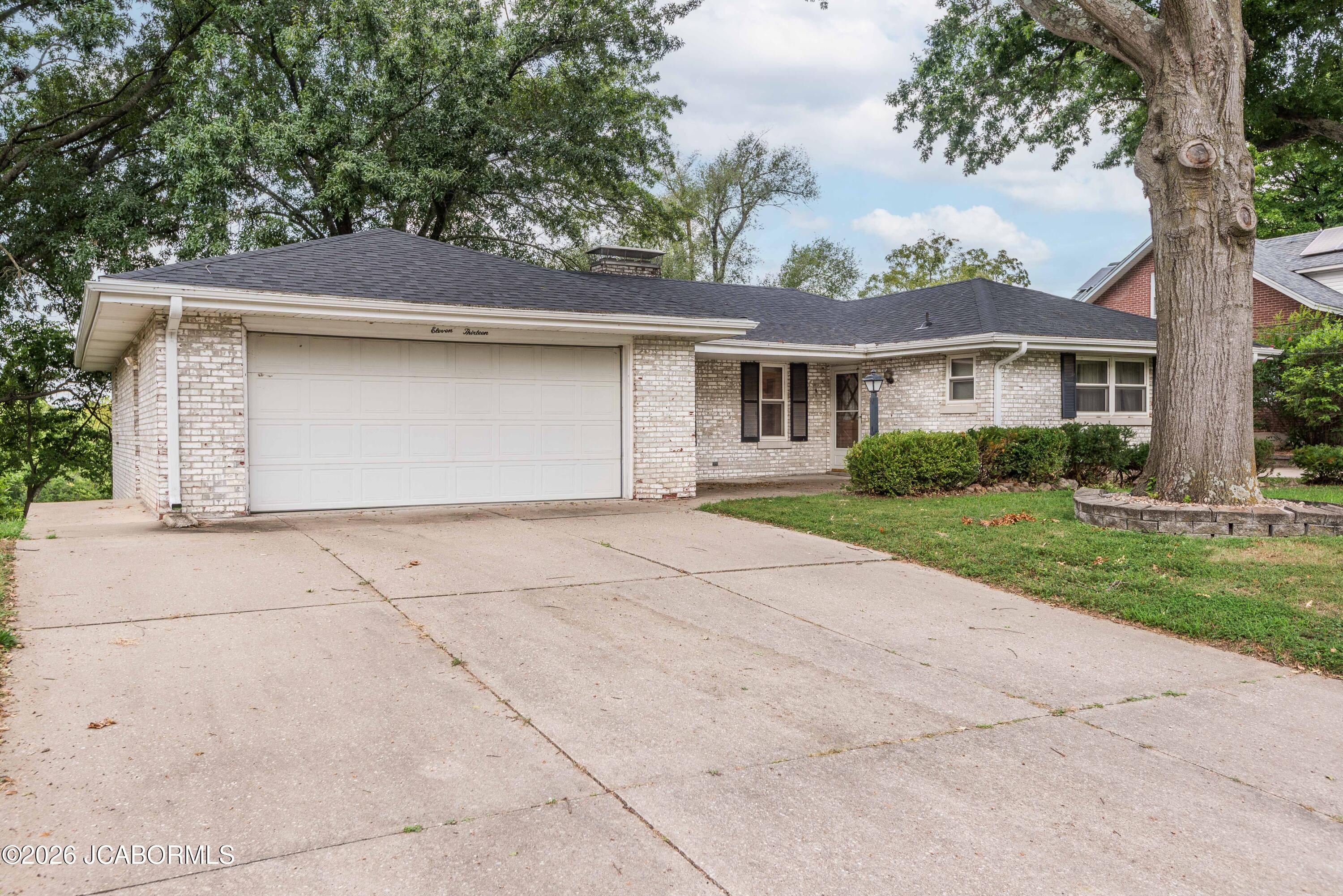 1113 BOONVILLE ROAD