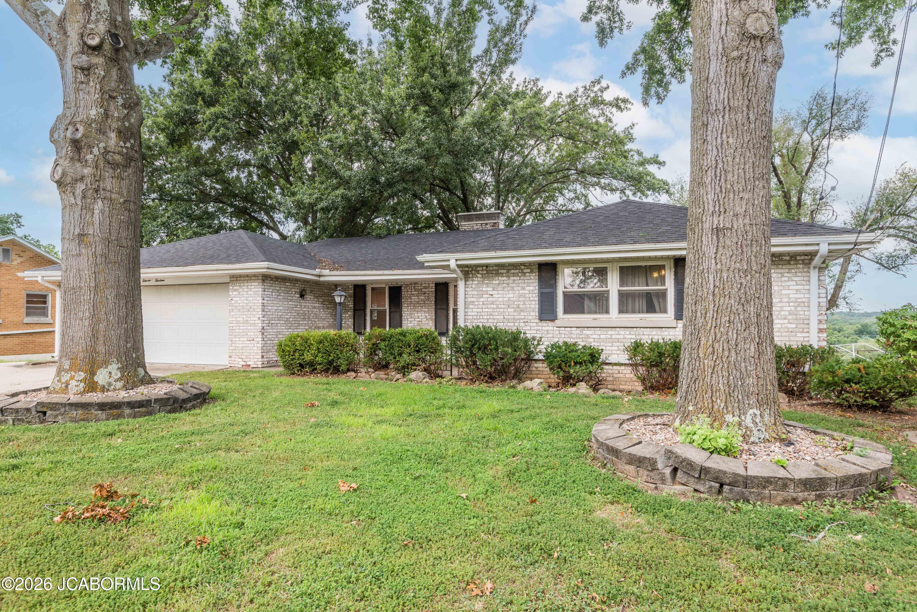 1113 BOONVILLE ROAD