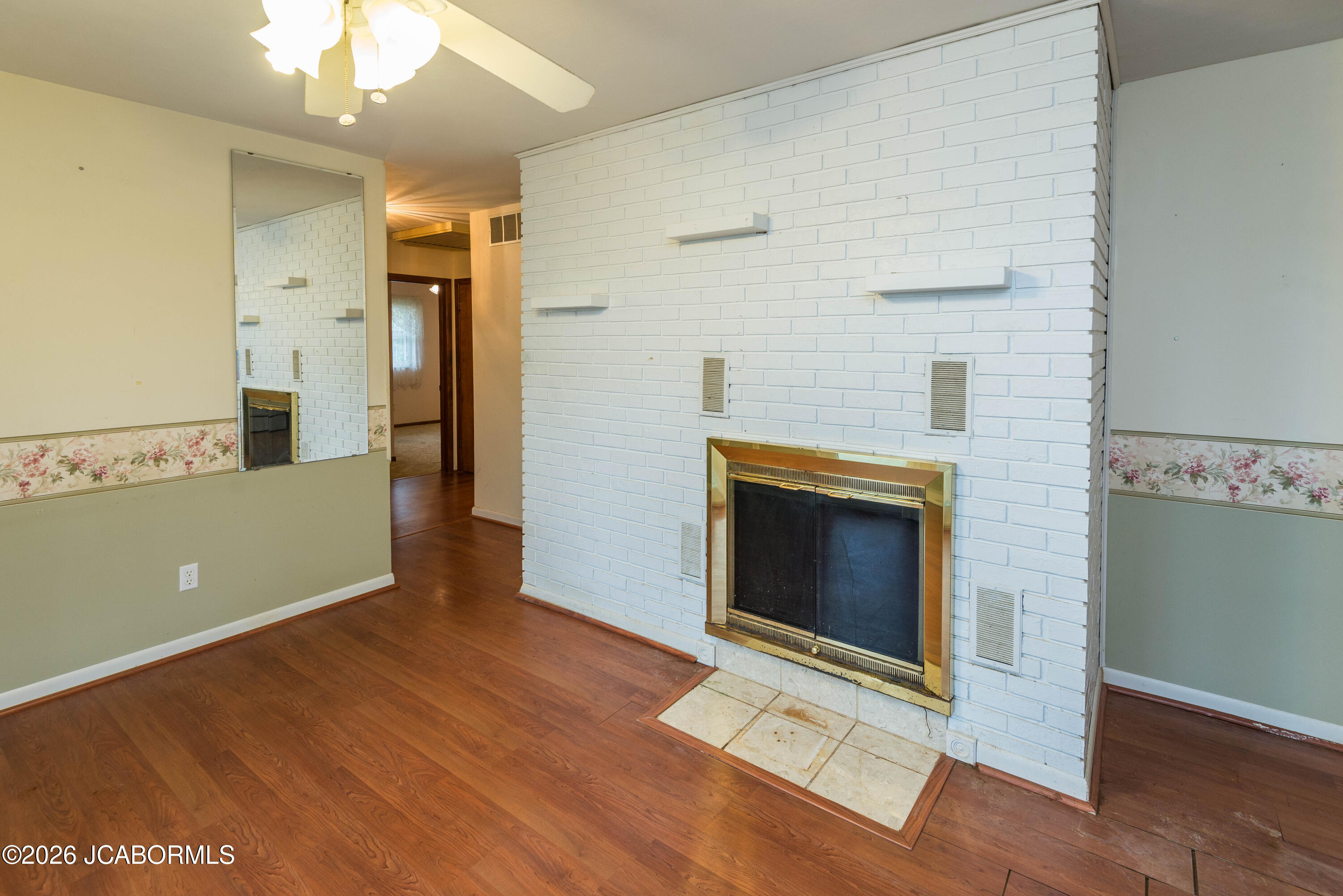 1113 BOONVILLE ROAD