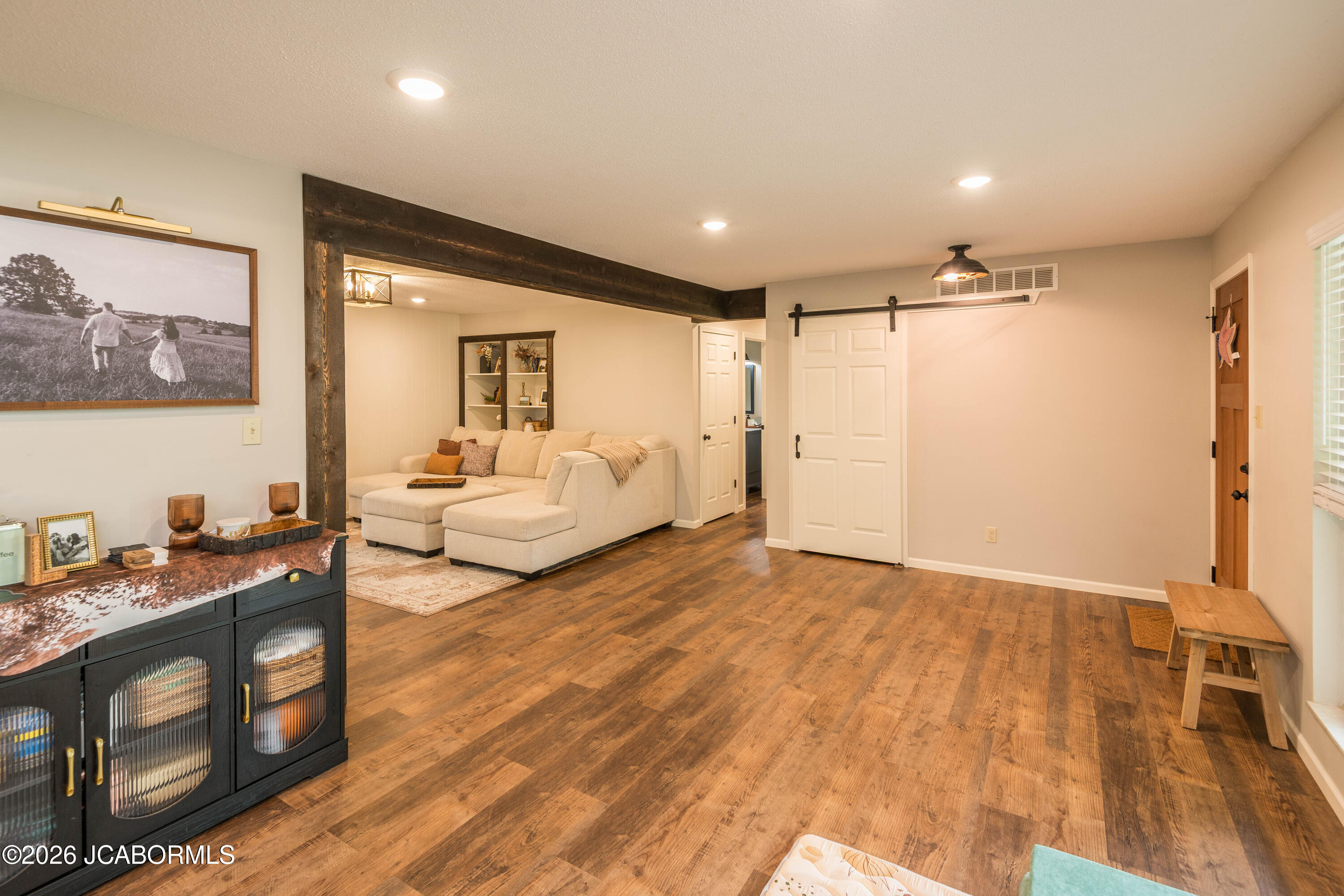 211 EASTWOOD DRIVE