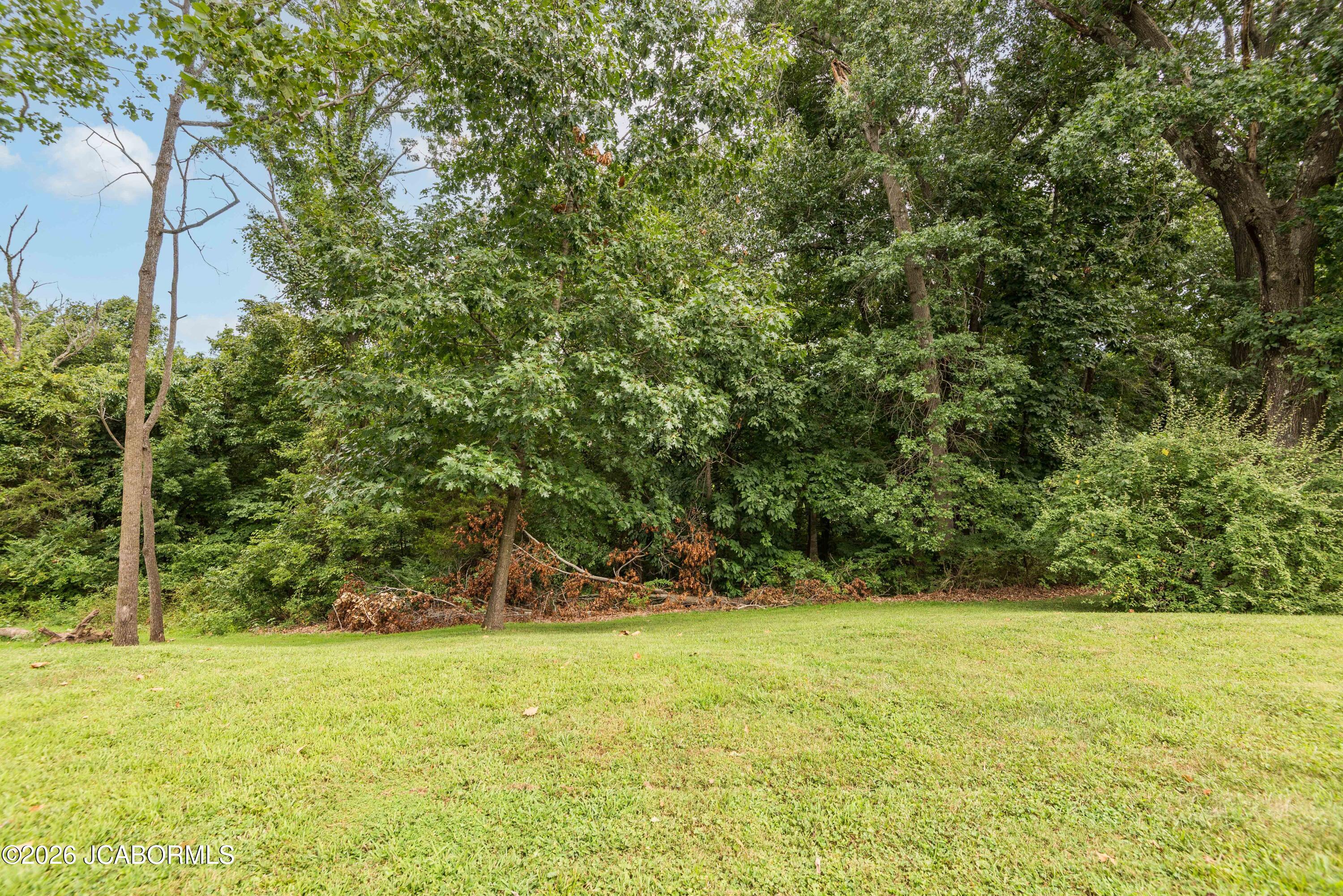 211 EASTWOOD DRIVE