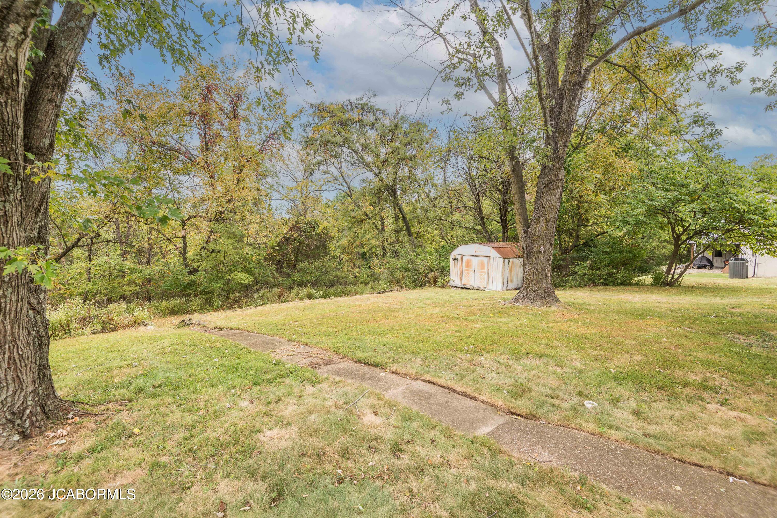 1808 OVERLOOK DRIVE