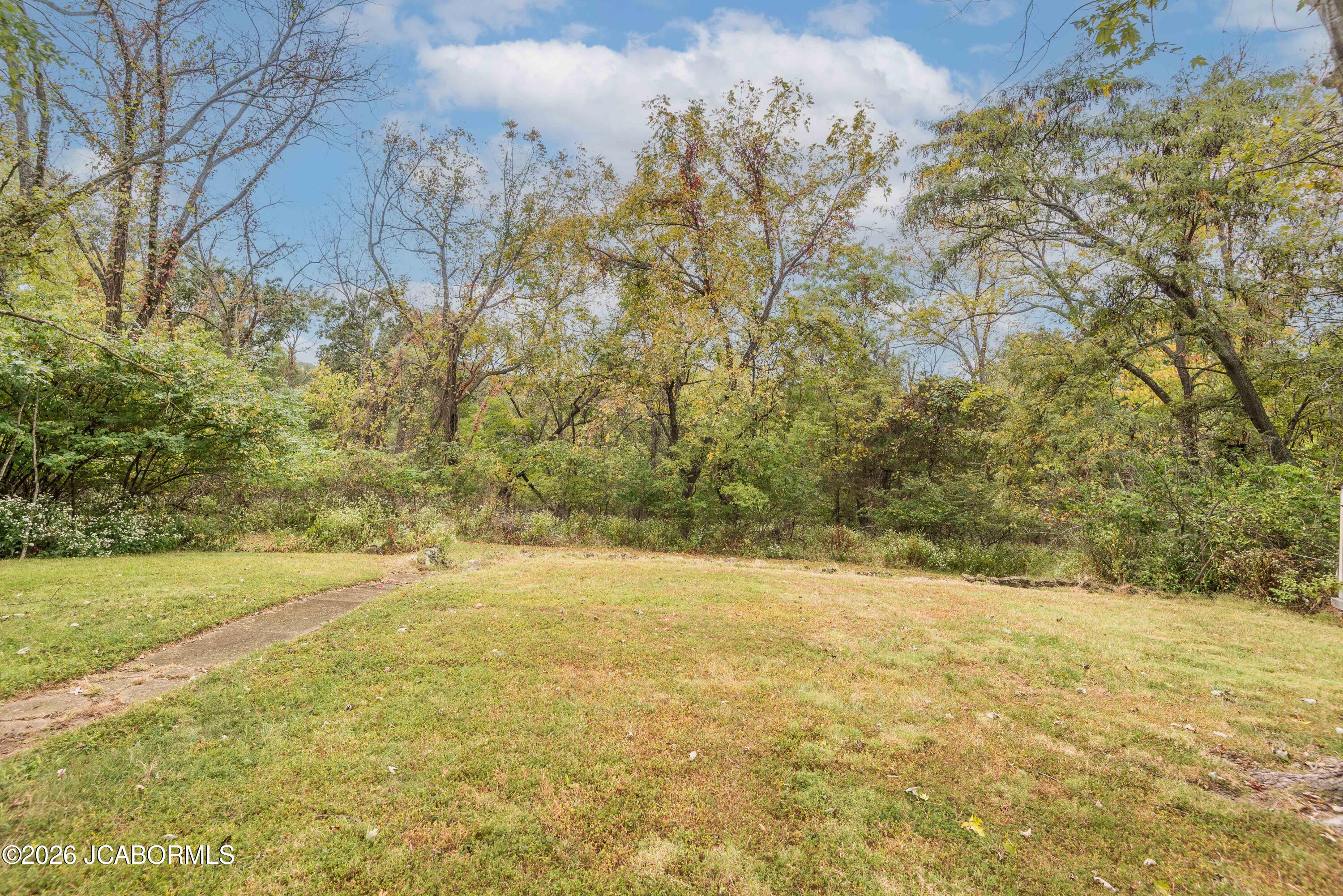 1808 OVERLOOK DRIVE
