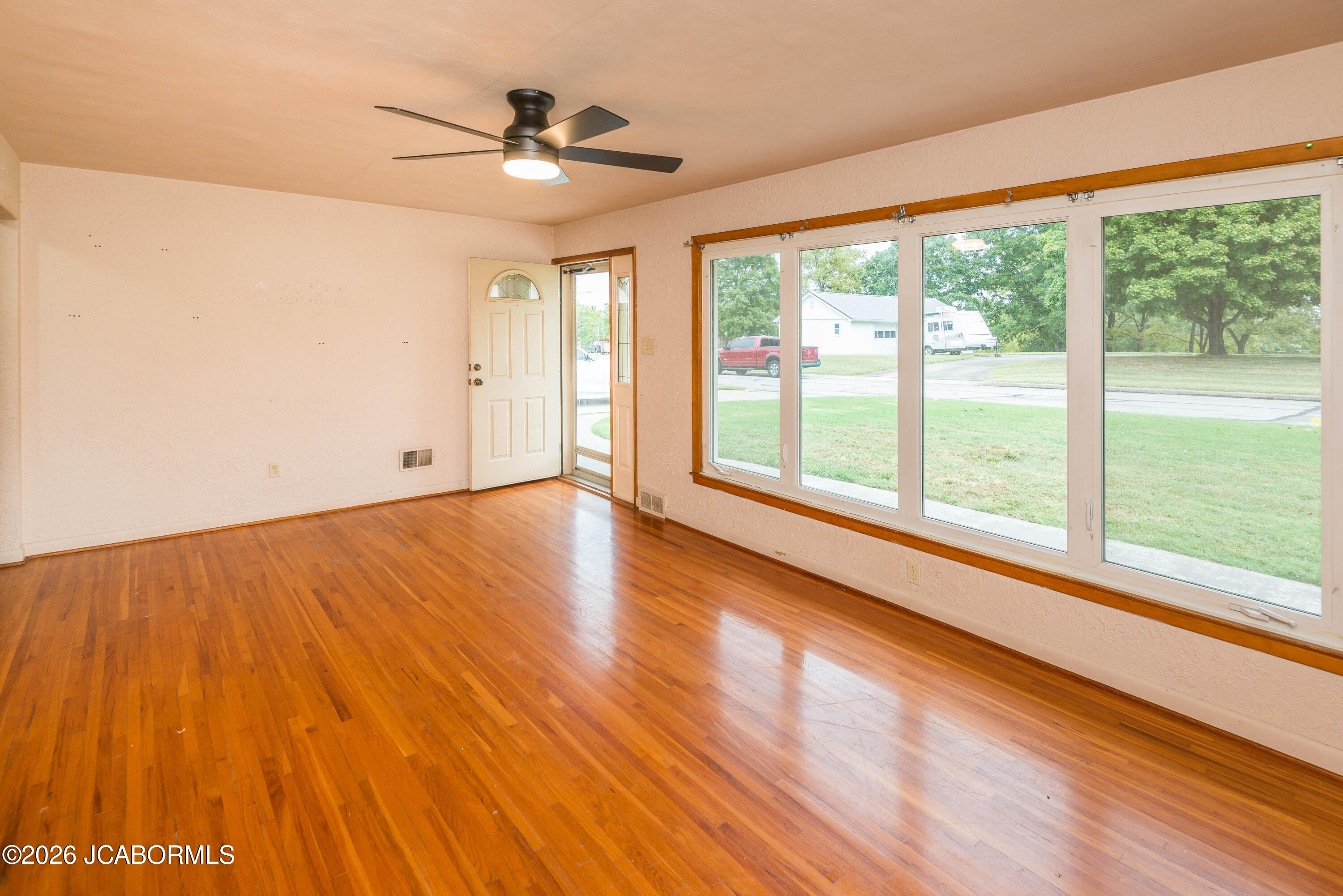 1808 OVERLOOK DRIVE