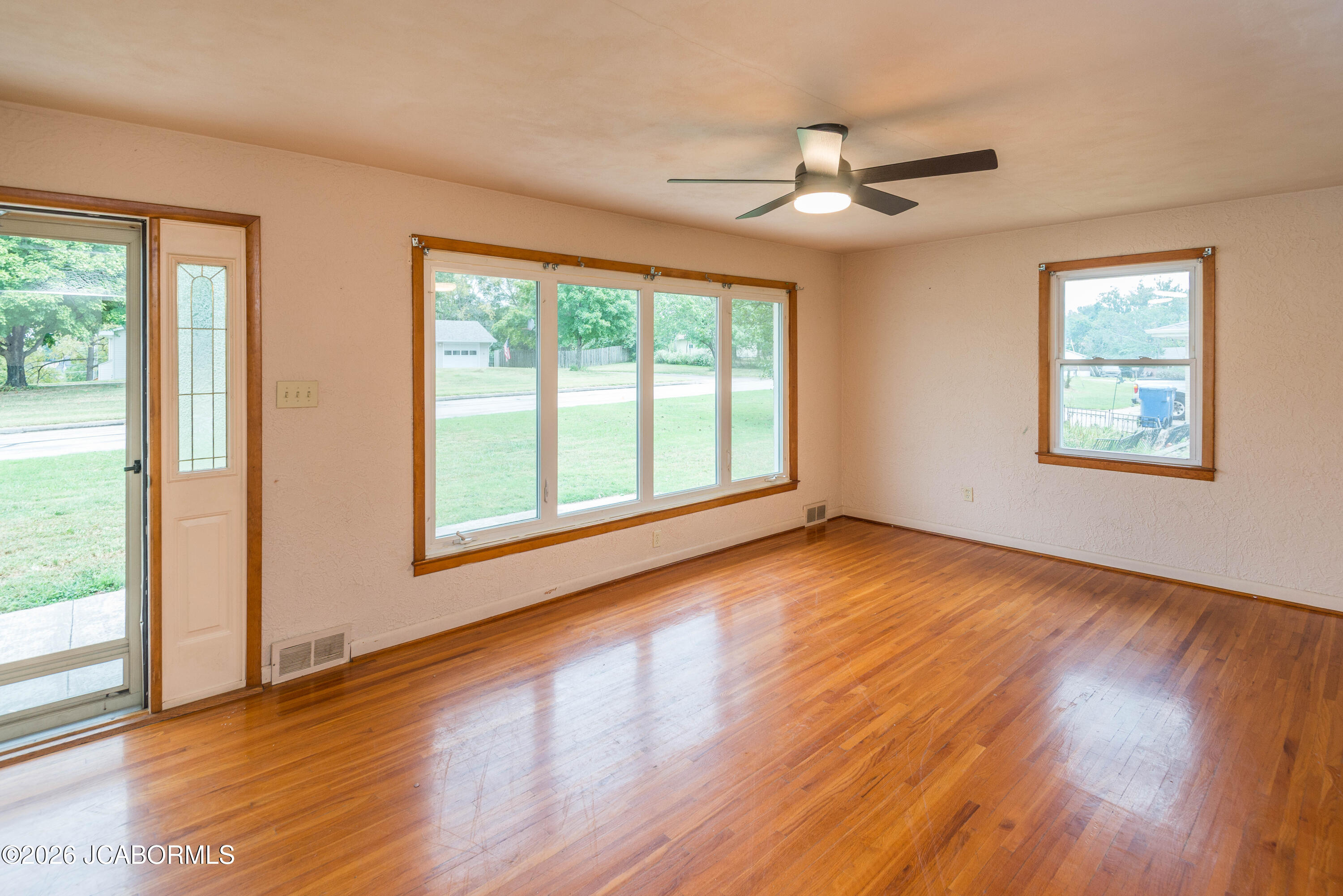 1808 OVERLOOK DRIVE