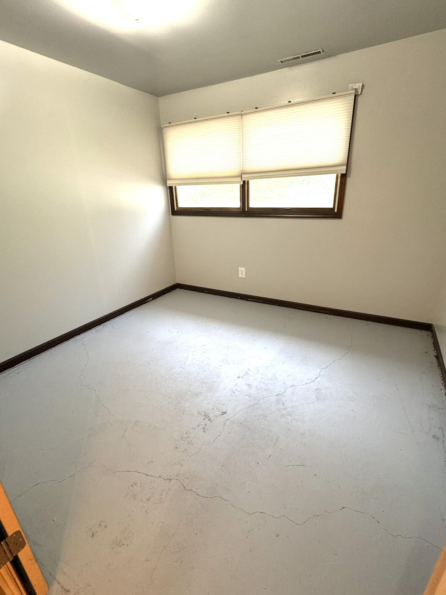 316 CAREL RD
