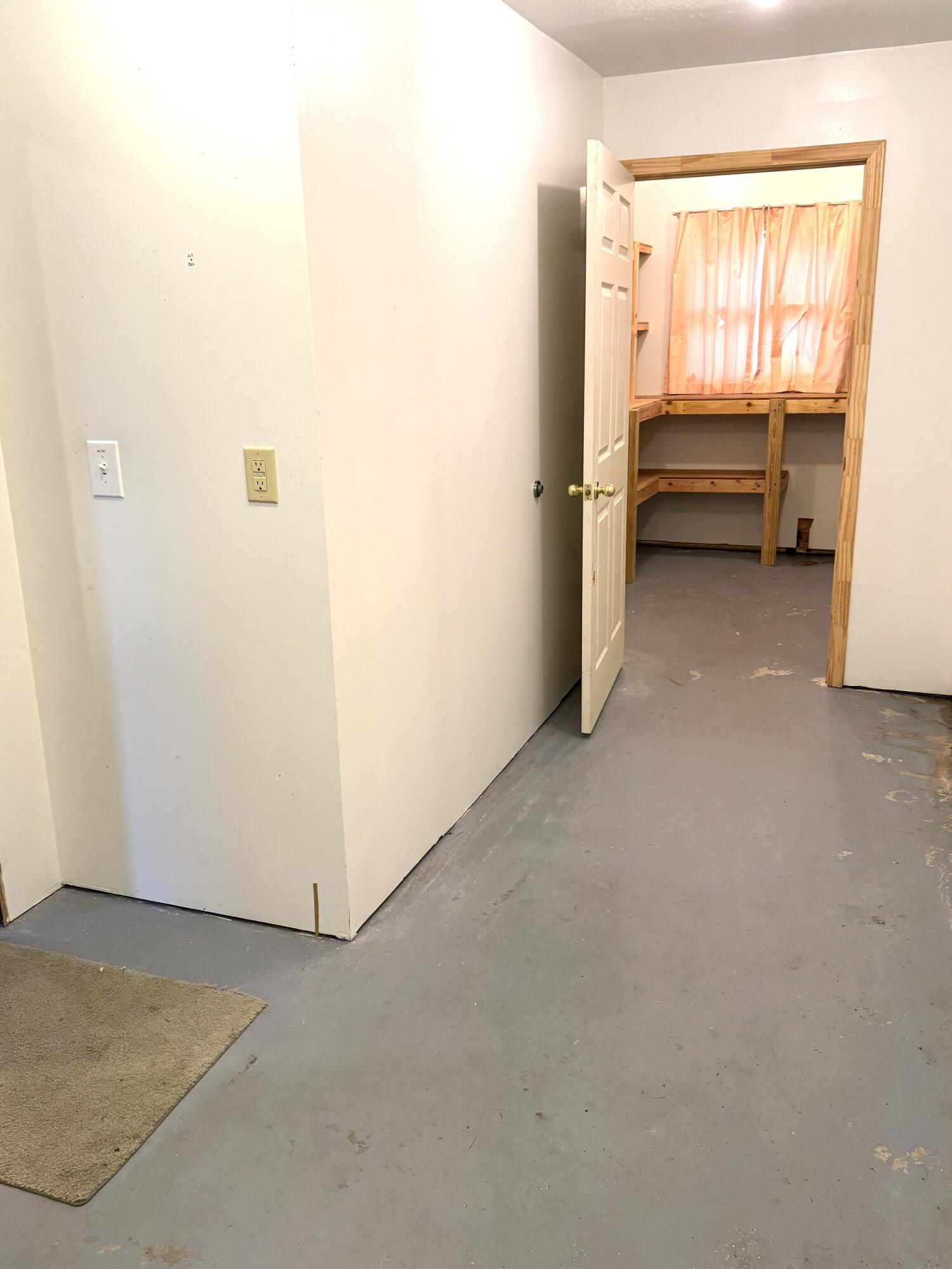 316 CAREL RD