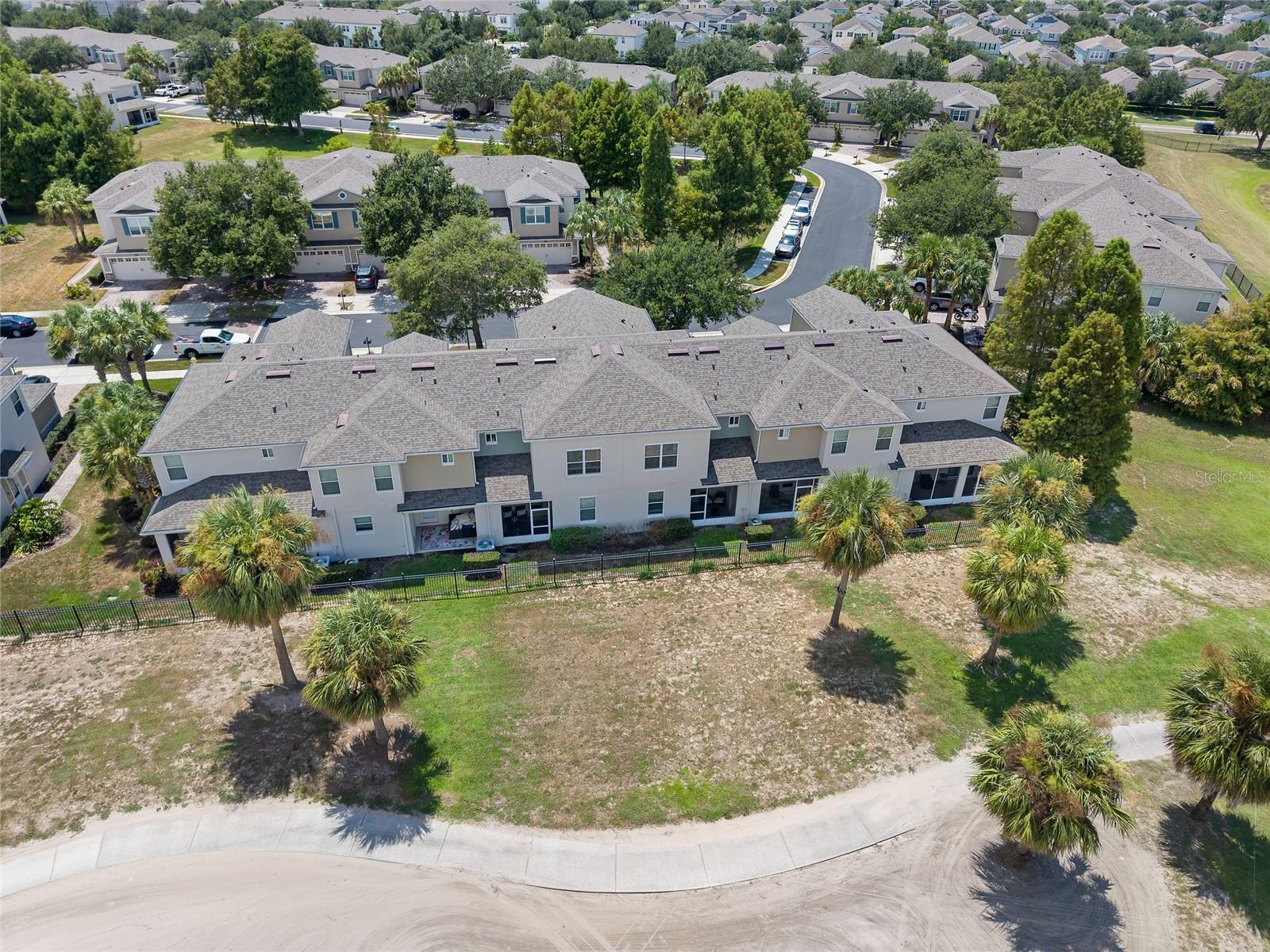 1383 PRIORY CIR