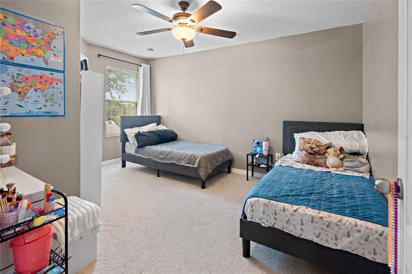 1383 PRIORY CIR
