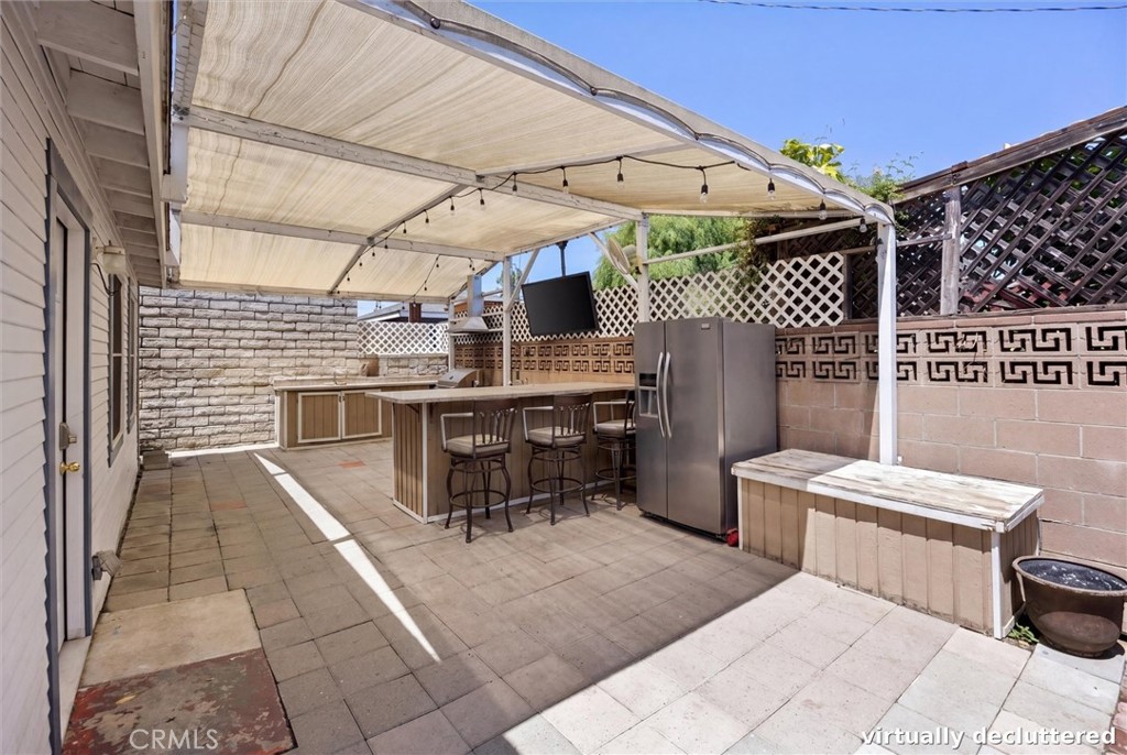 903 N 1st