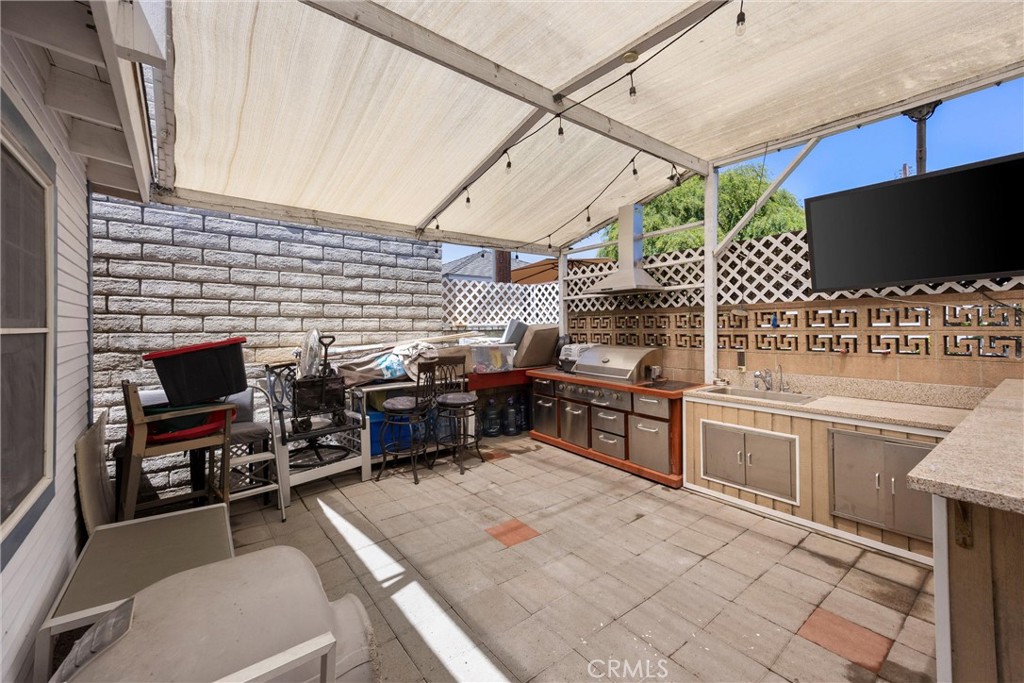 903 N 1st