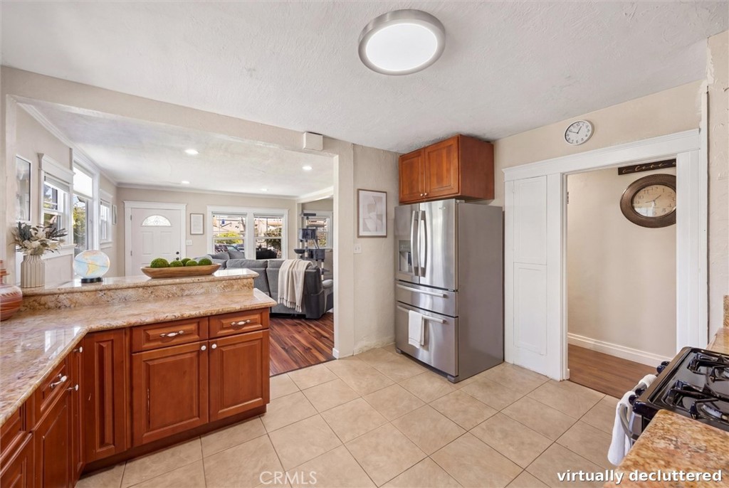 903 N 1st