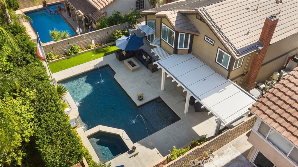 6551 Westmont