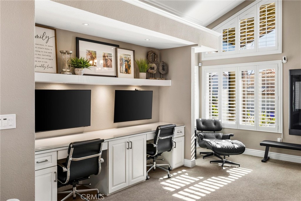 6551 Westmont