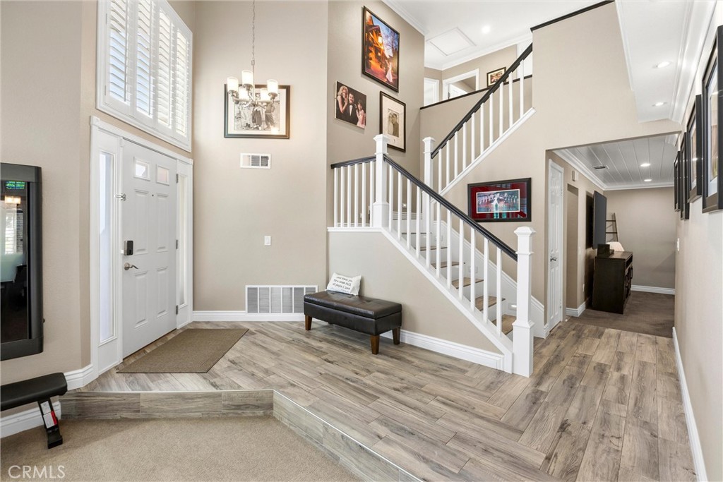 6551 Westmont