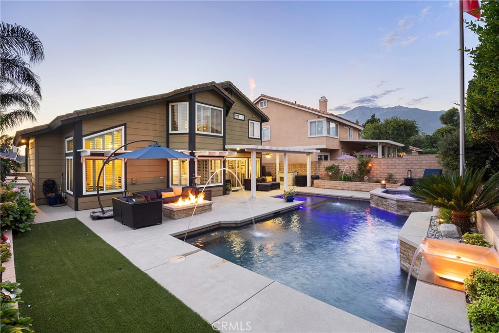 6551 Westmont
