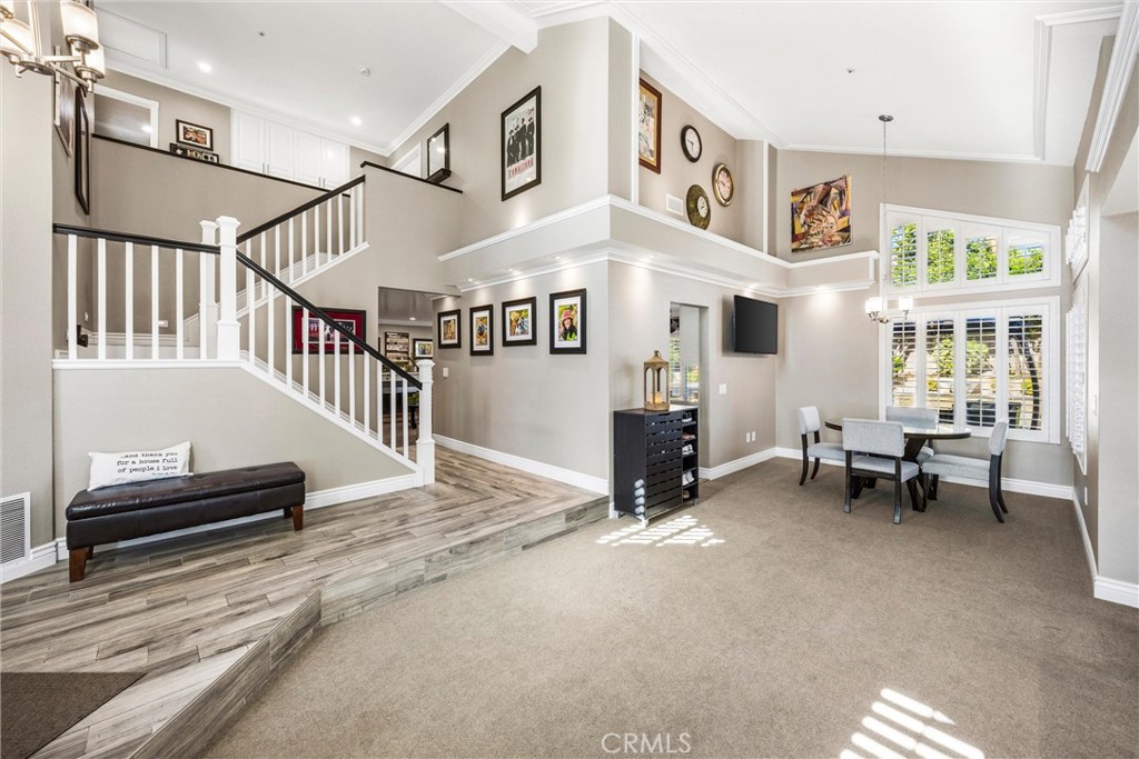 6551 Westmont
