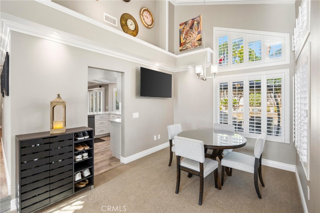 6551 Westmont