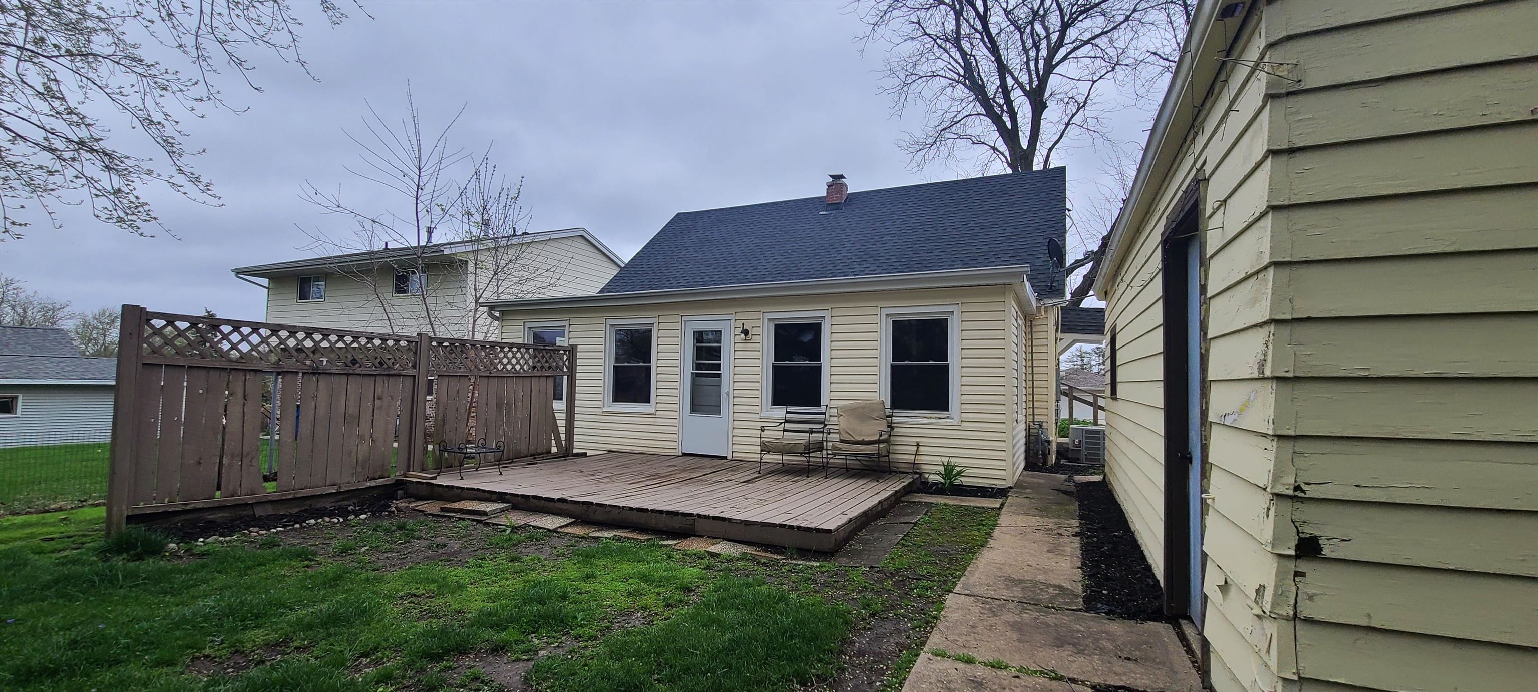1315 Hemlock Avenue