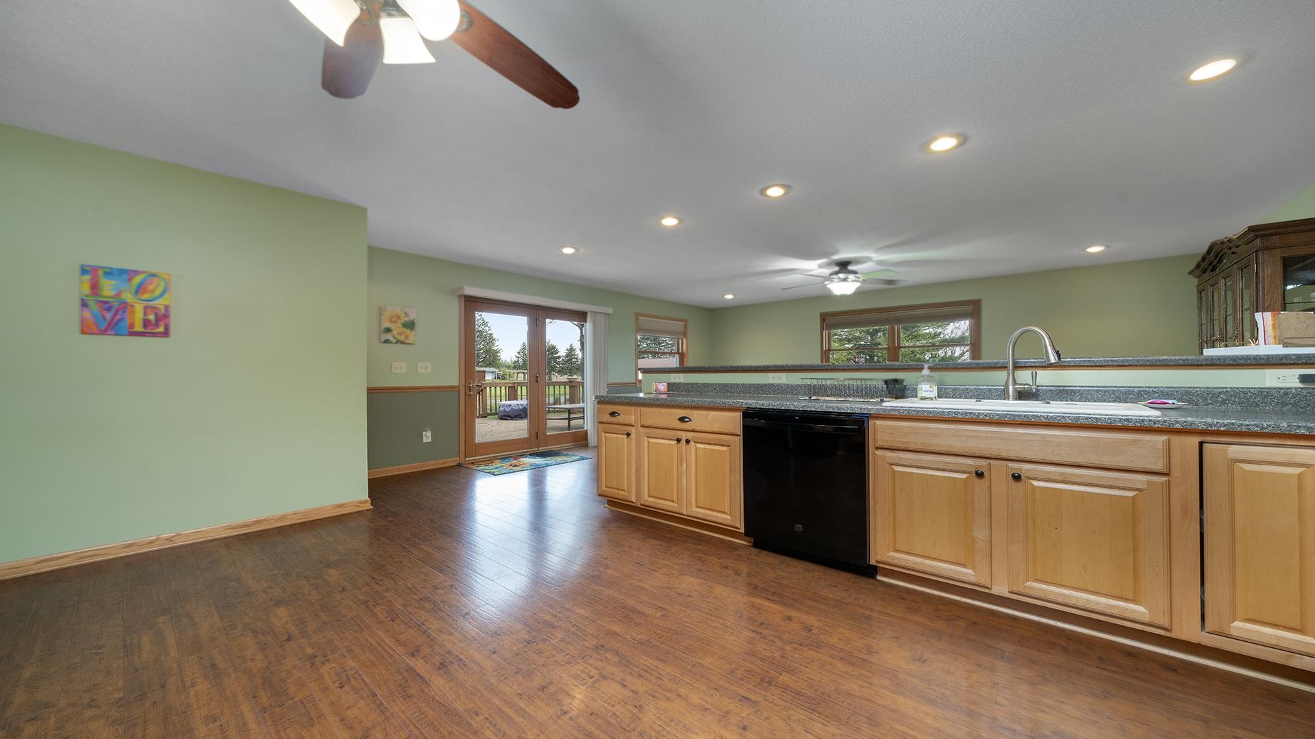 1126 N MONGAN Drive