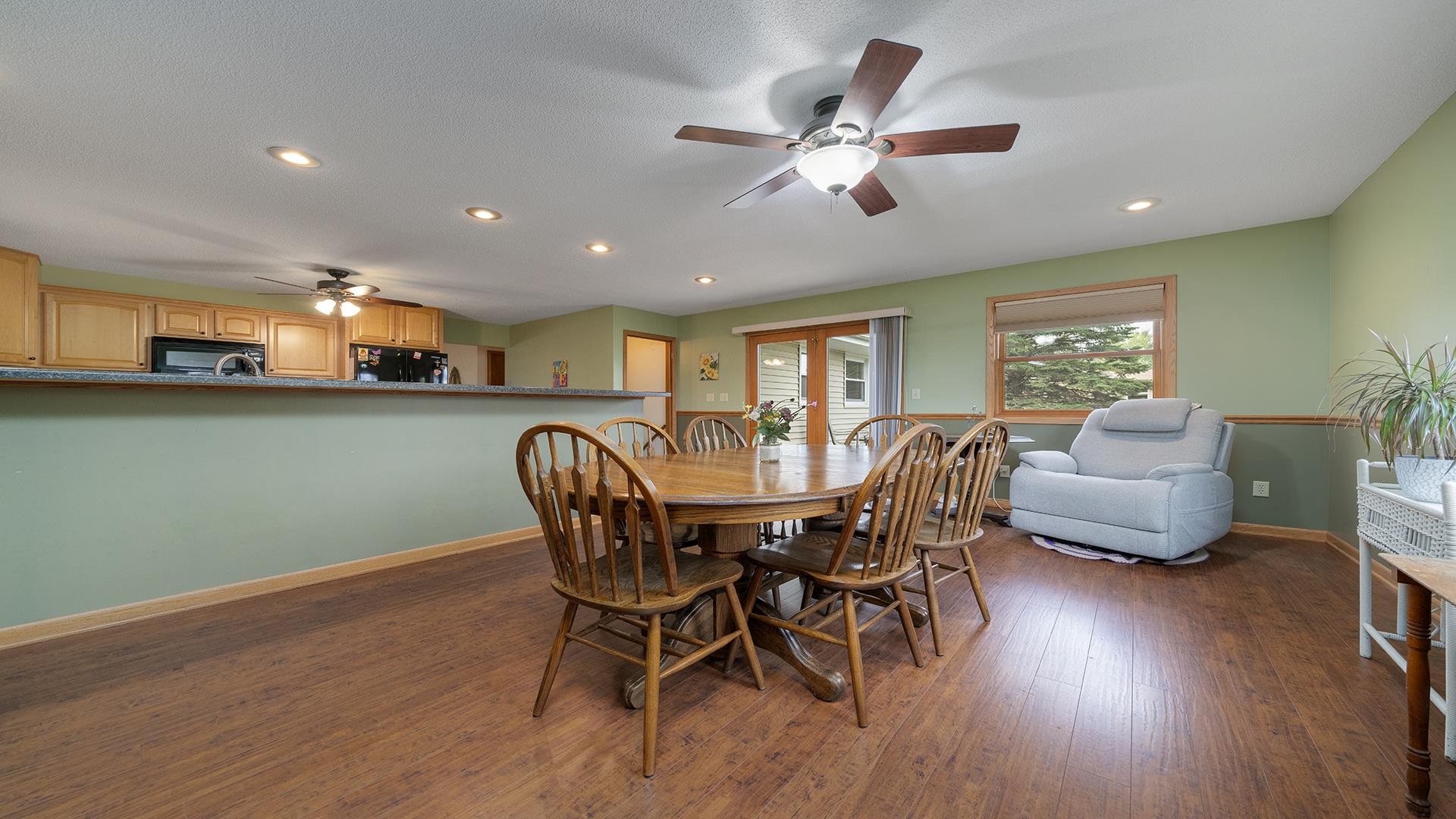 1126 N MONGAN Drive