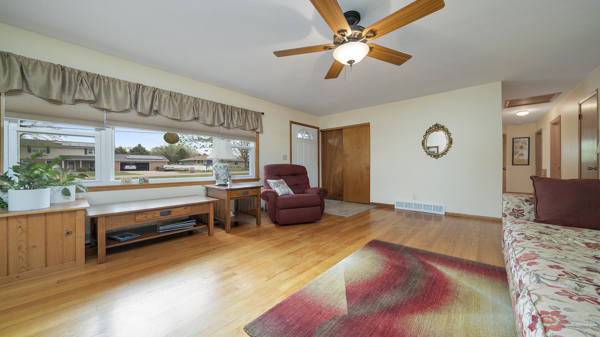 1126 N MONGAN Drive
