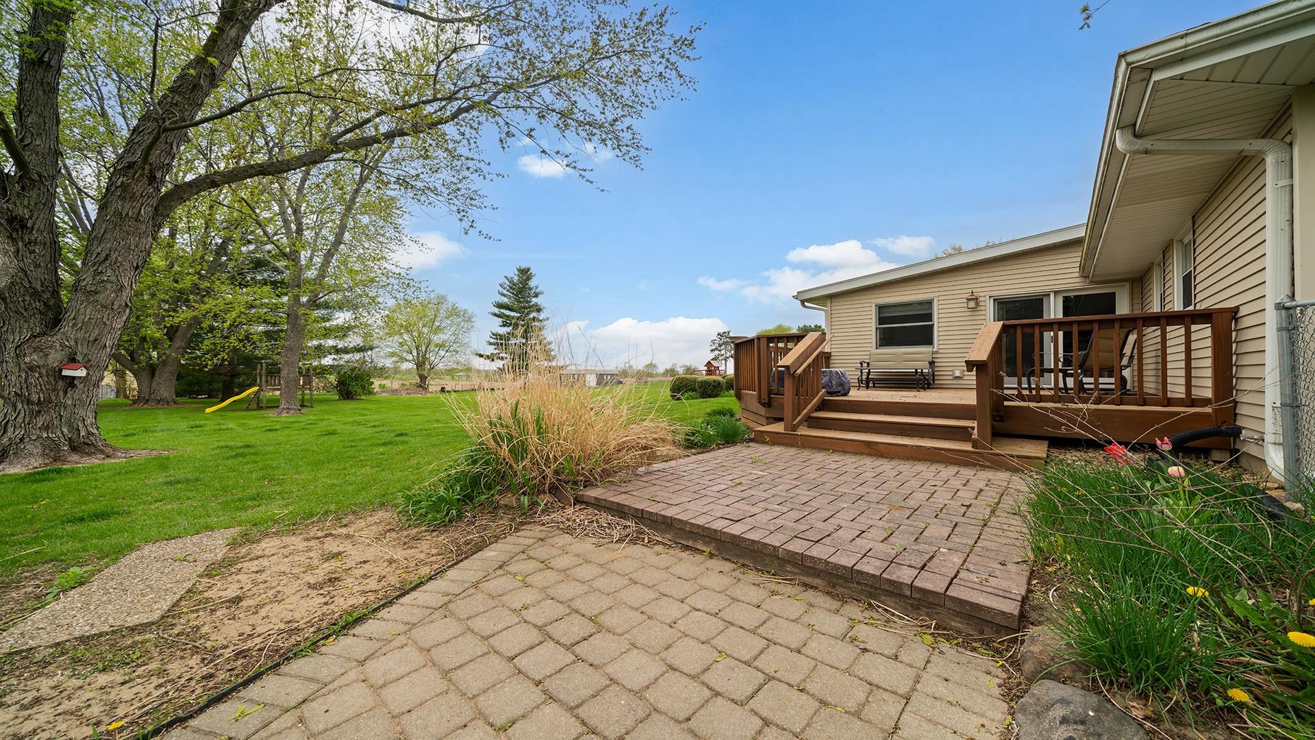 1126 N MONGAN Drive