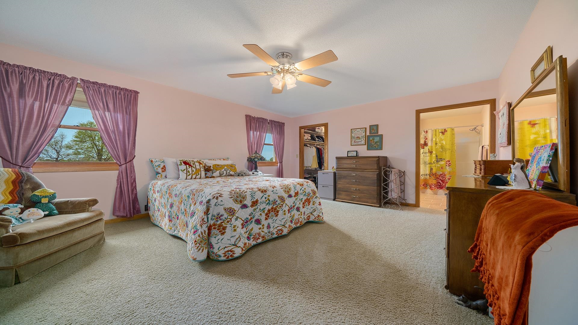 1126 N MONGAN Drive