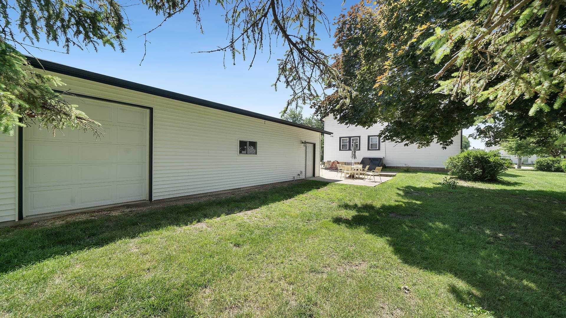 215 E 3rd Street