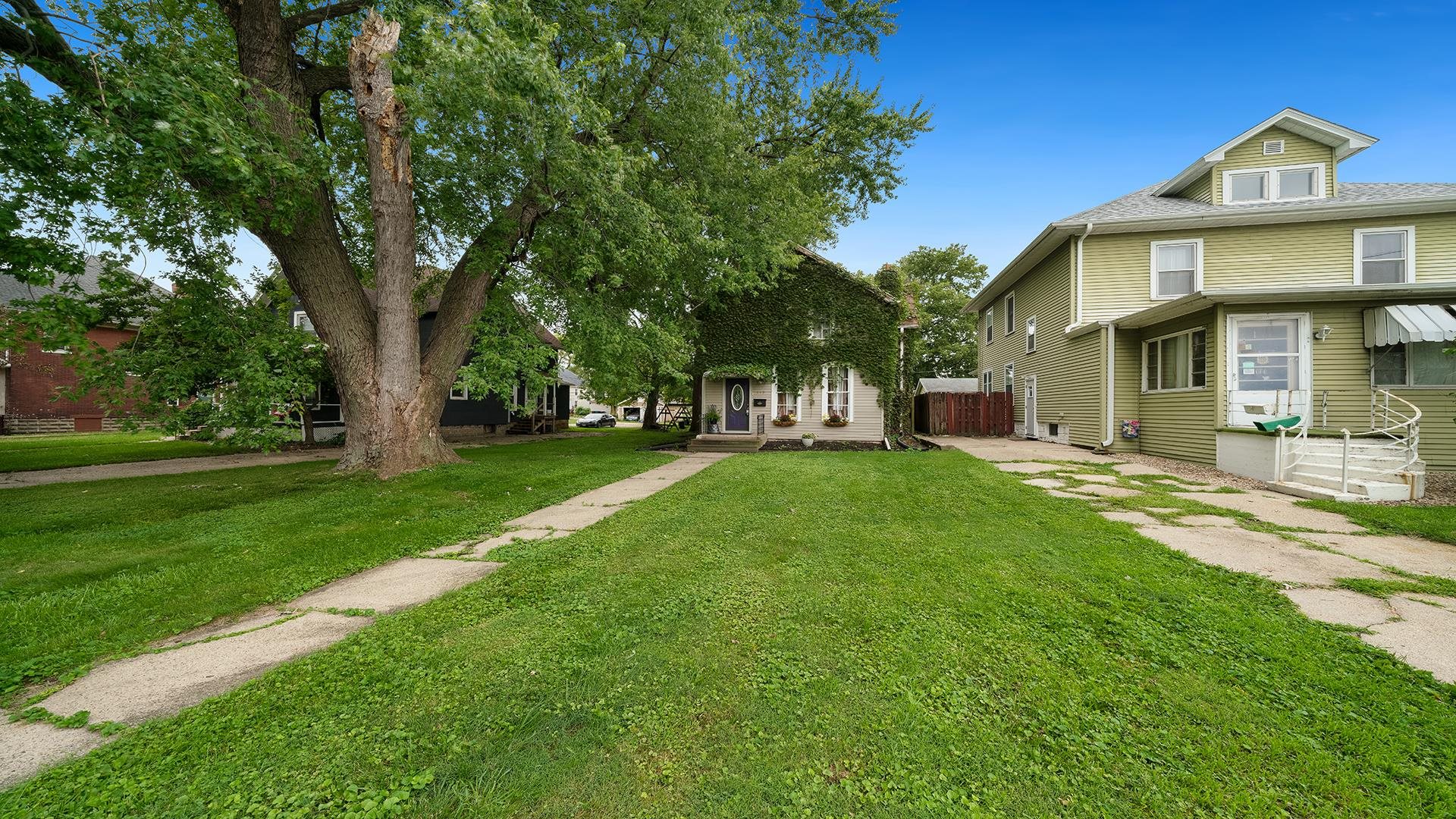 109 S 6th Avenue