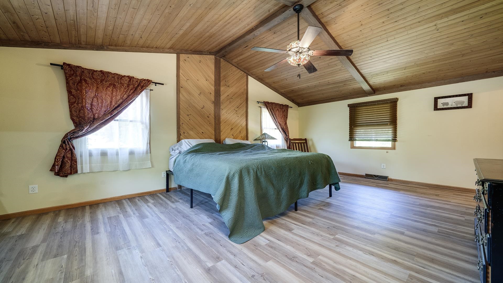 1101 E Spring Creek Arcade