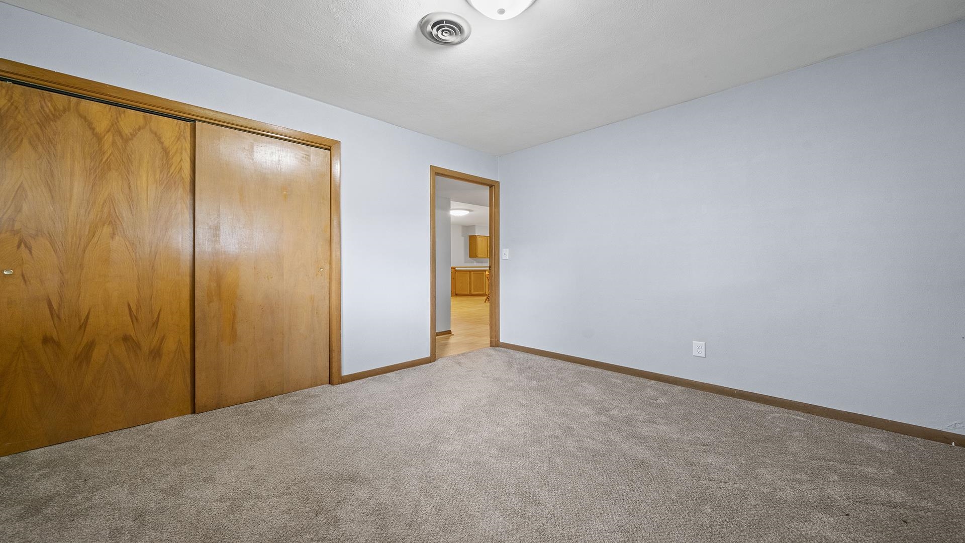 902 S 3rd Street
