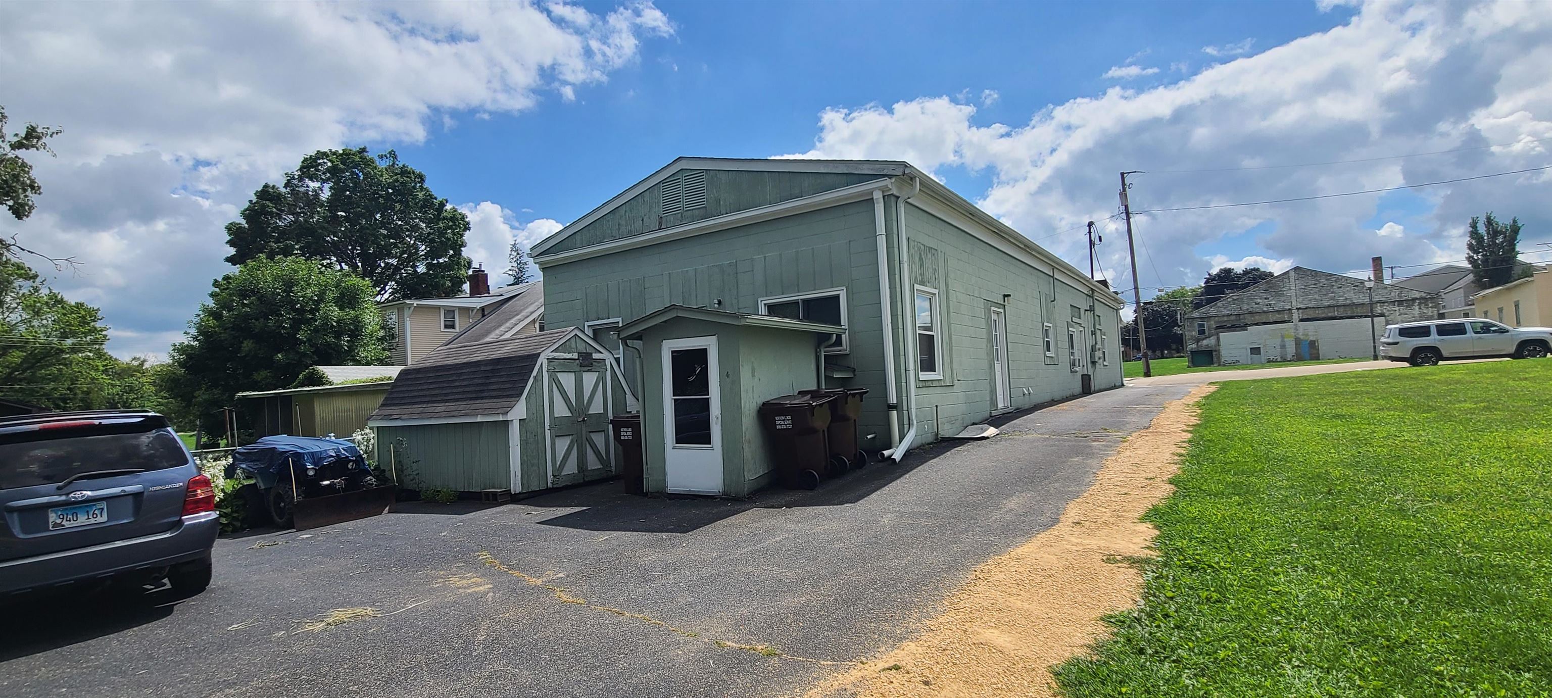 8 1/2 E Main Street
