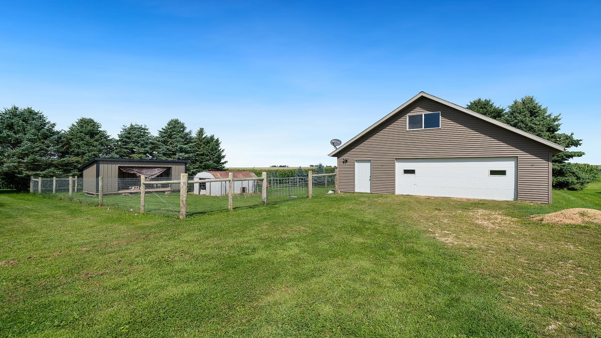 15812 W Robin Road