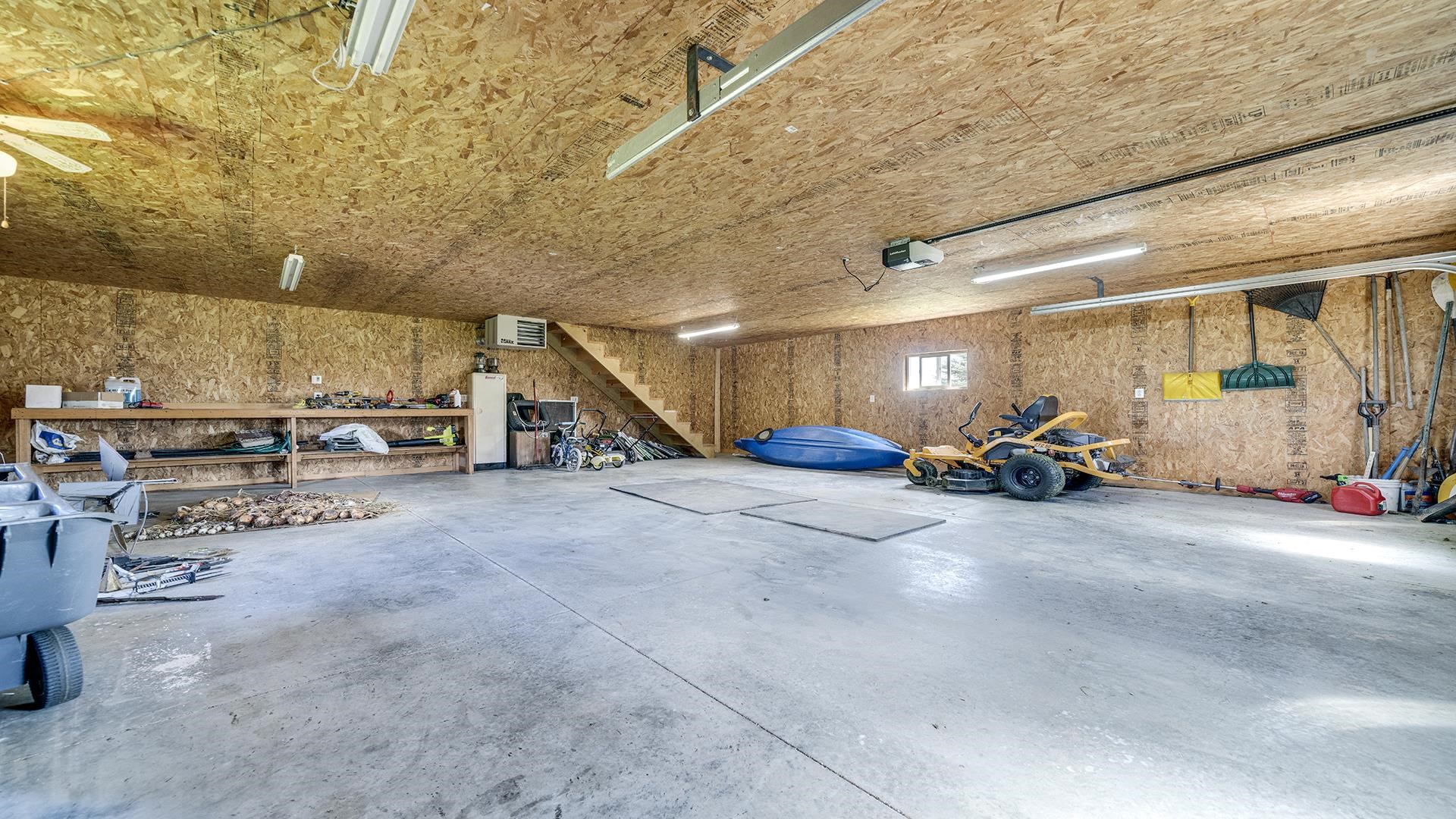 15812 W Robin Road