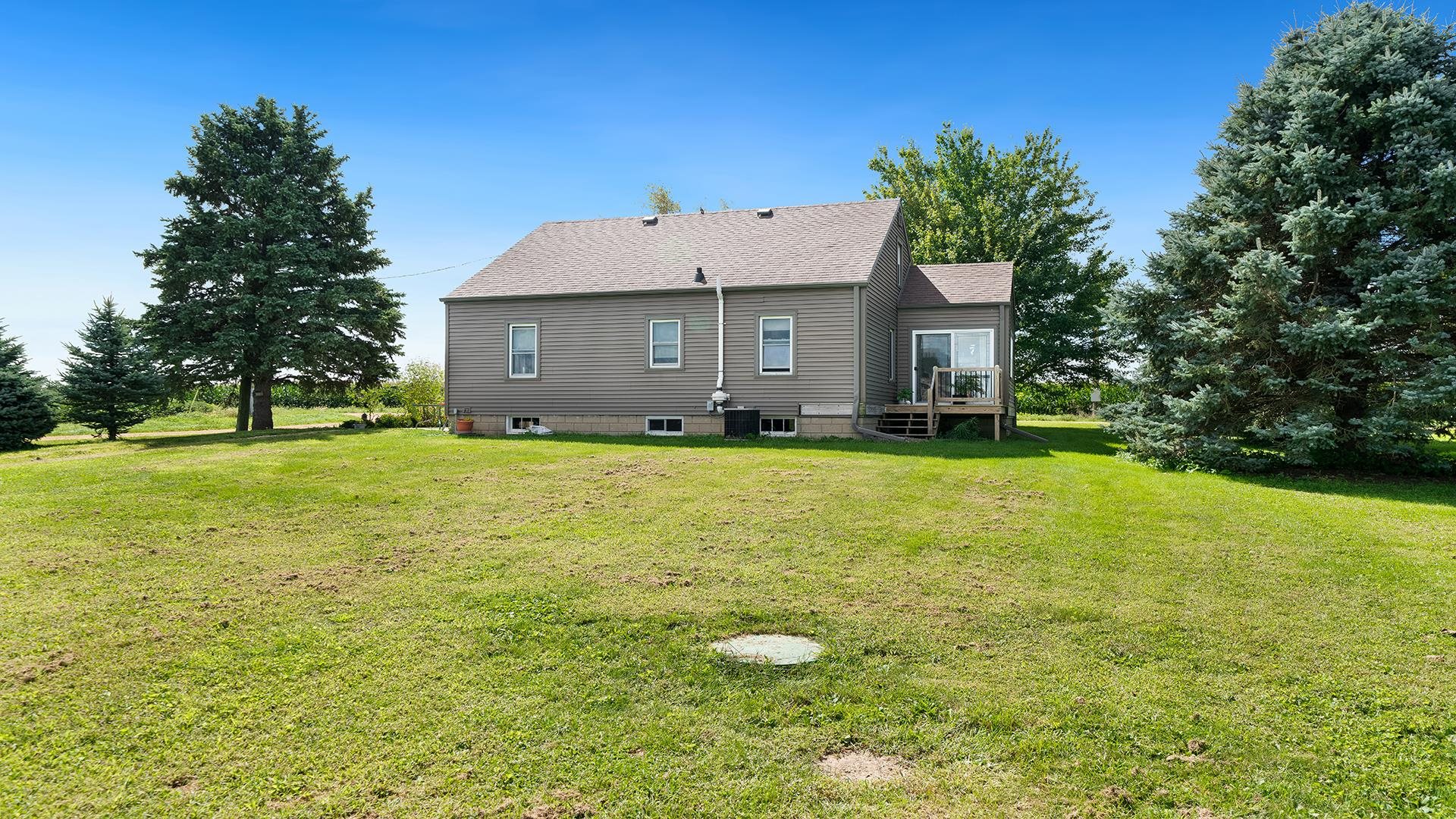 15812 W Robin Road