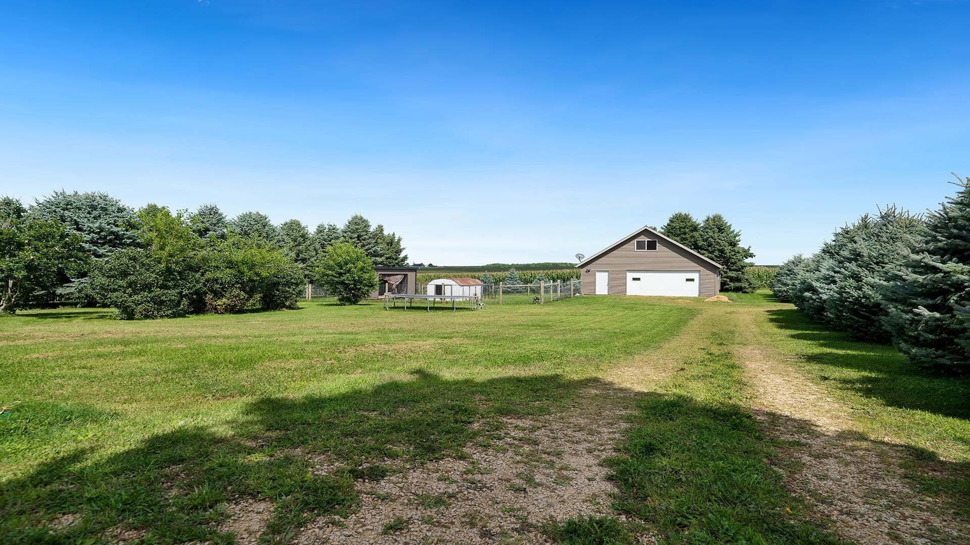 15812 W Robin Road
