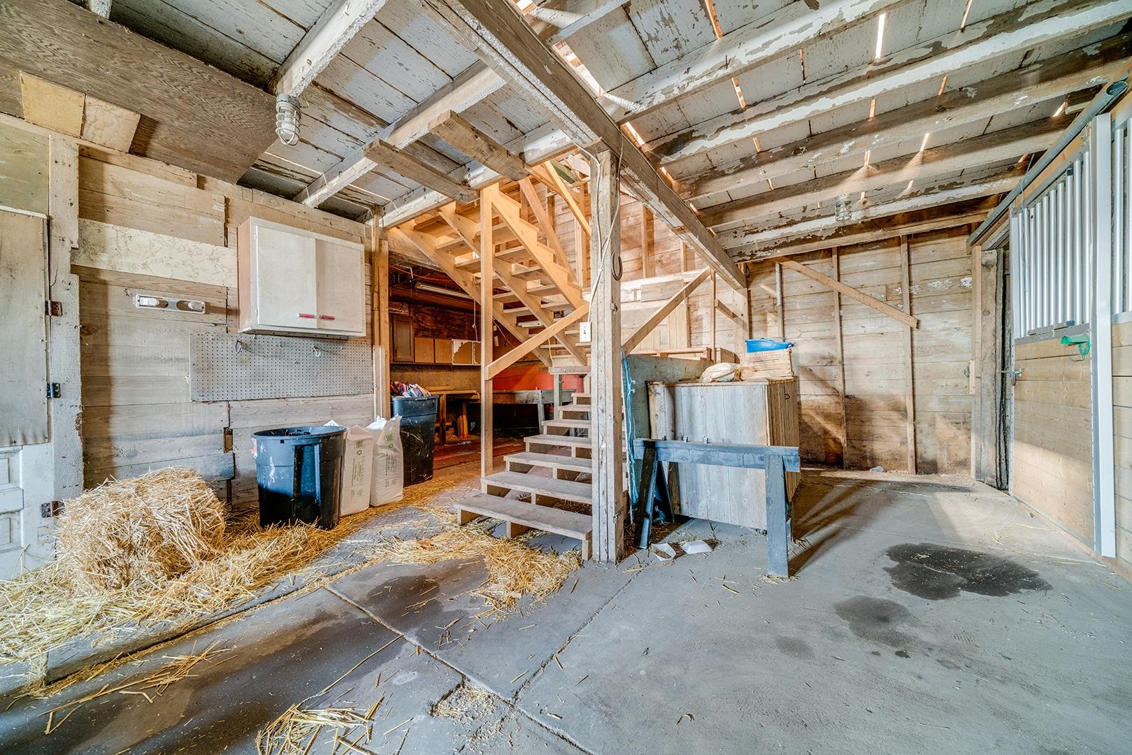 9020 E Flagg