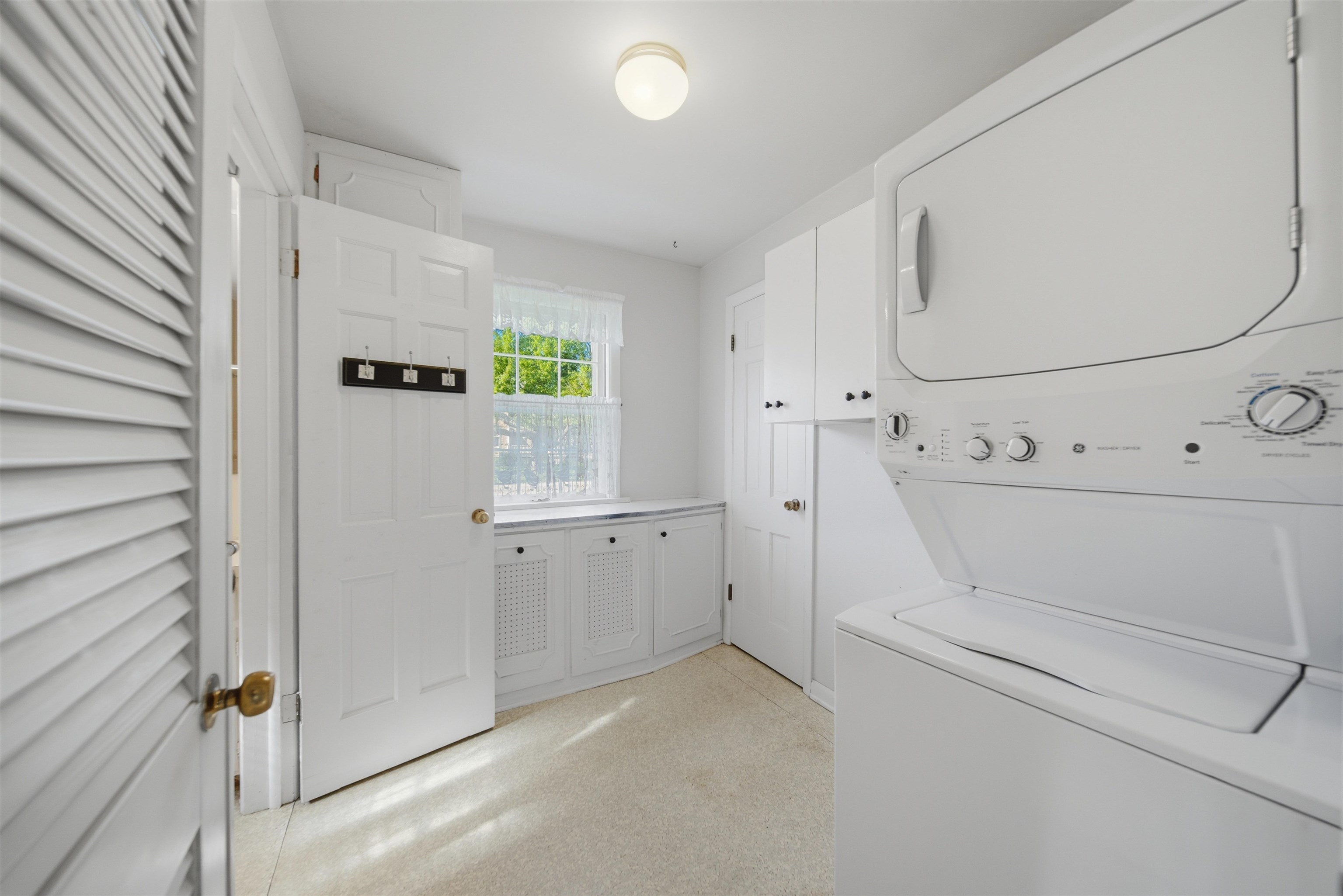 410 N 4th Street