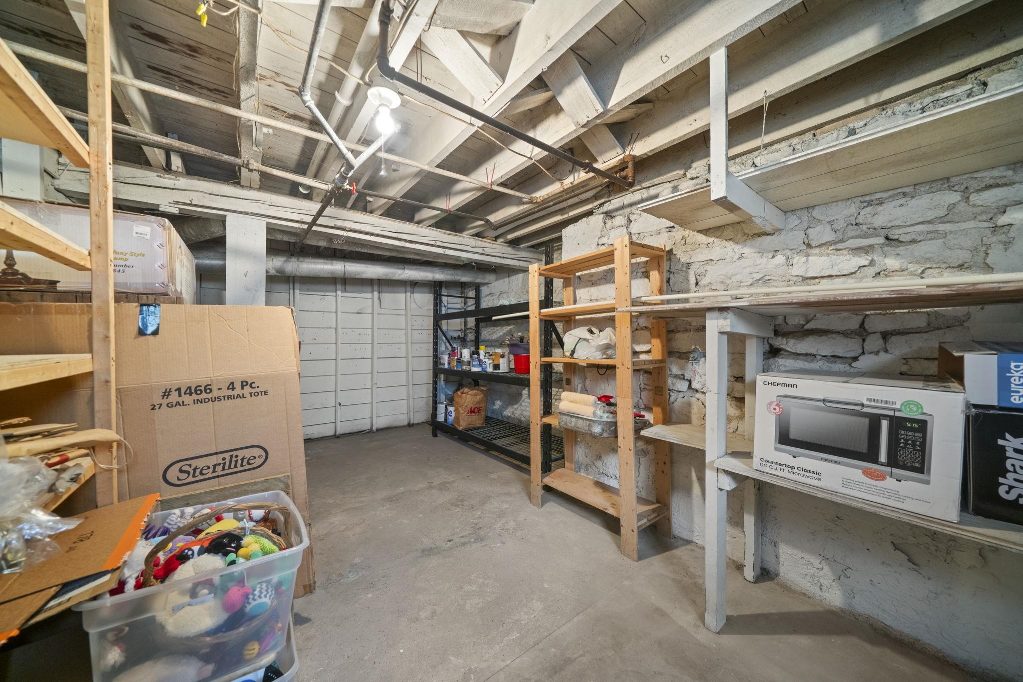 406 N 4th Street