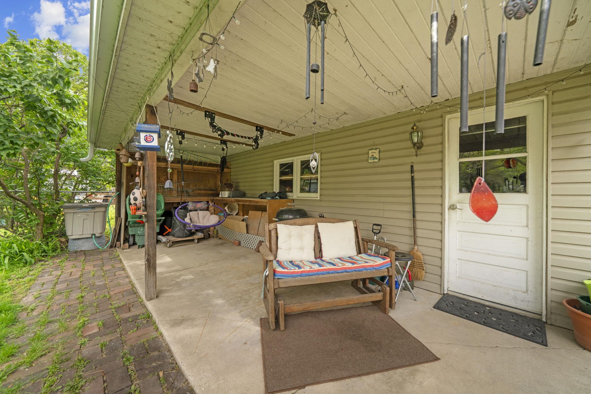 406 N 4th Street