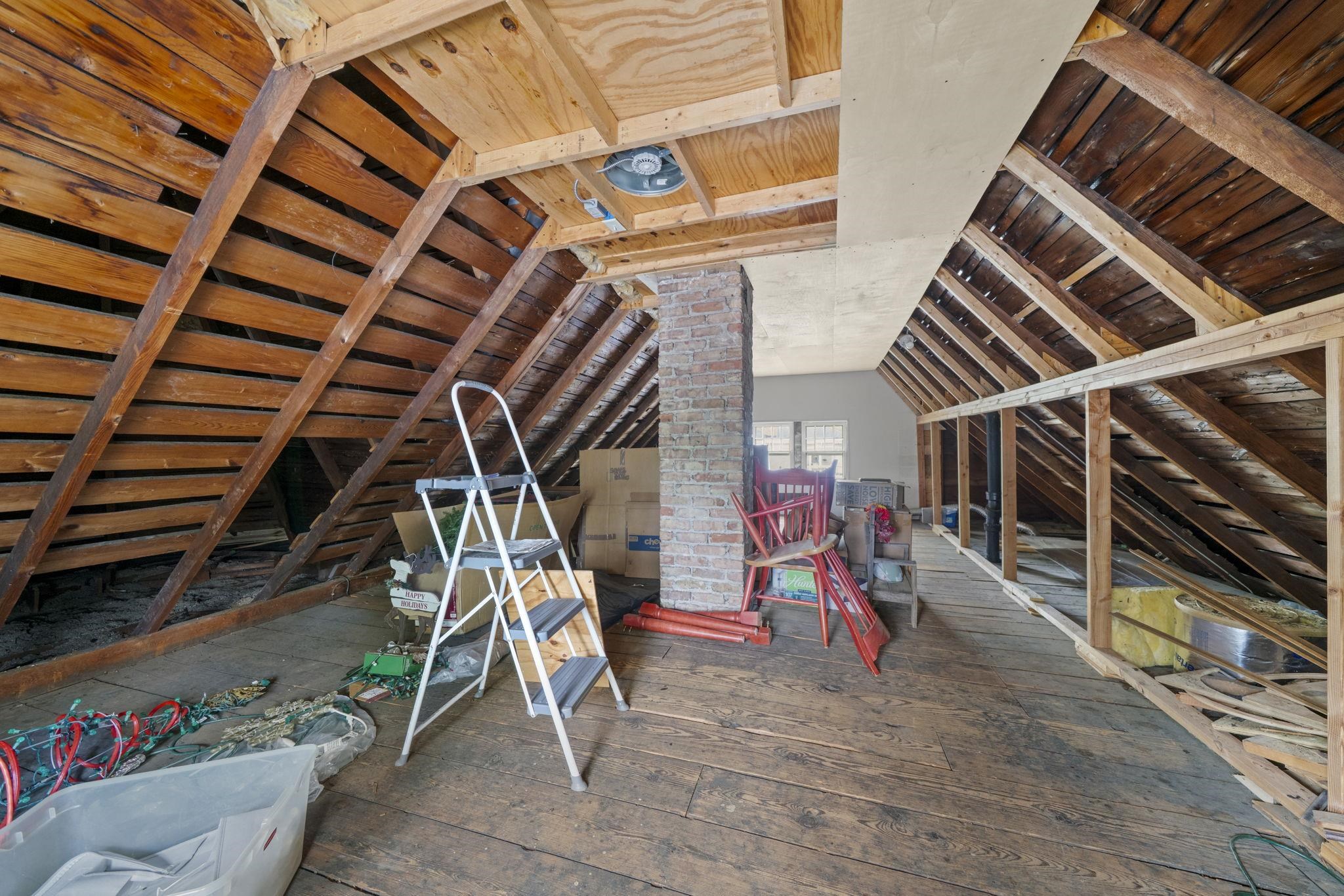 406 N 4th Street