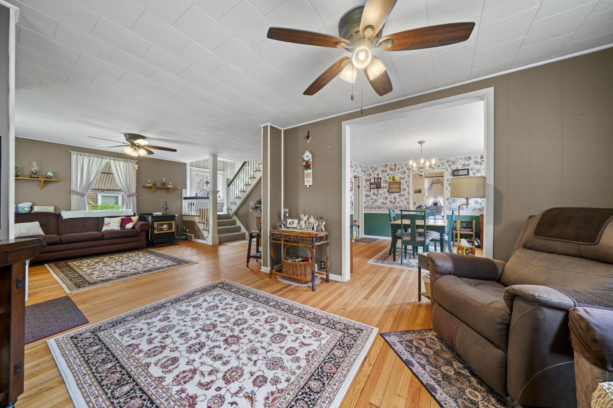 406 N 4th Street