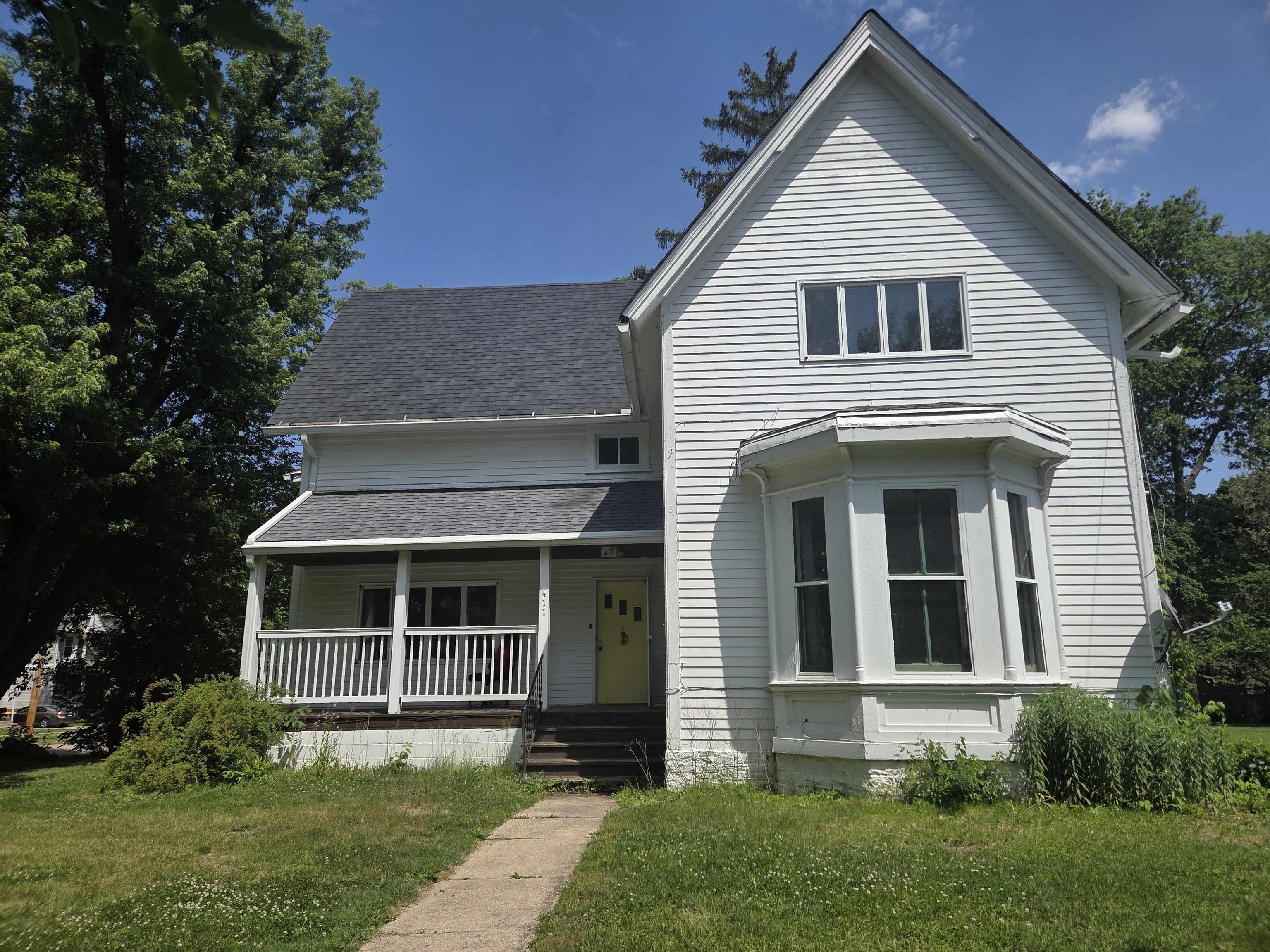 411 N 6th Street