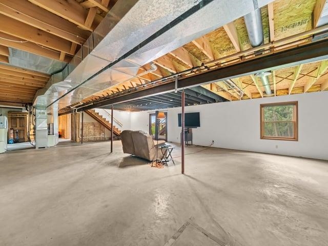 1189 N Blackhawk Road