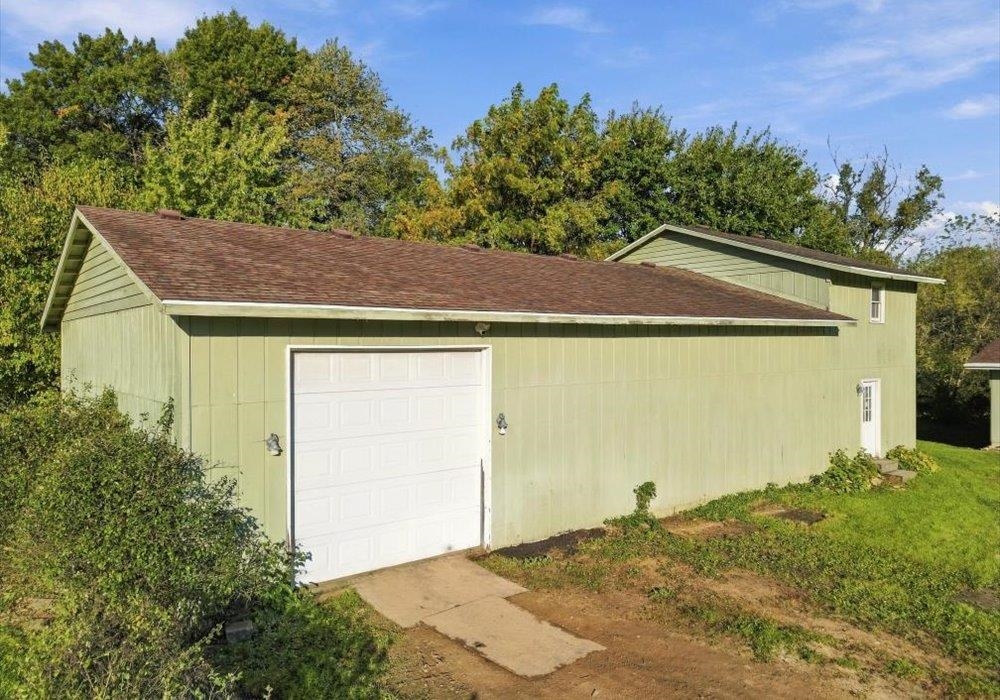 7276 E Oak Drive