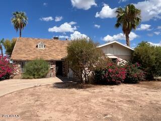 102 E SANTA CRUZ Drive